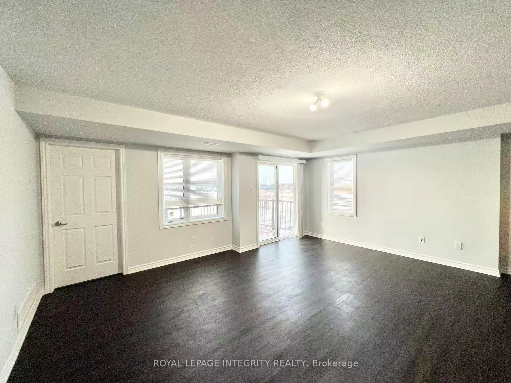 Photo 6 of 848 Atlas Terrace, Ottawa, Kanata - Emerald Meadows/Trailwest — HOMEH