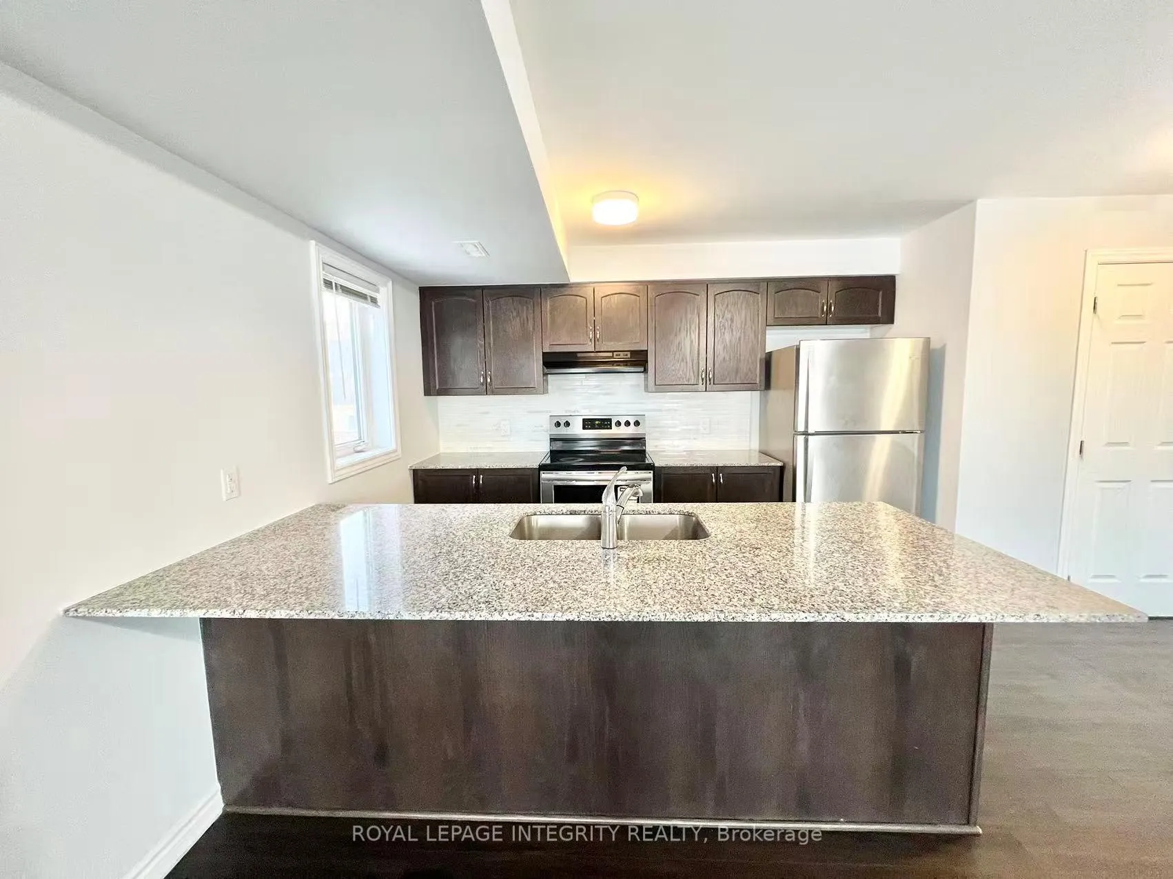 Photo 13 of 848 Atlas Terrace, Ottawa, Kanata - Emerald Meadows/Trailwest — HOMEH