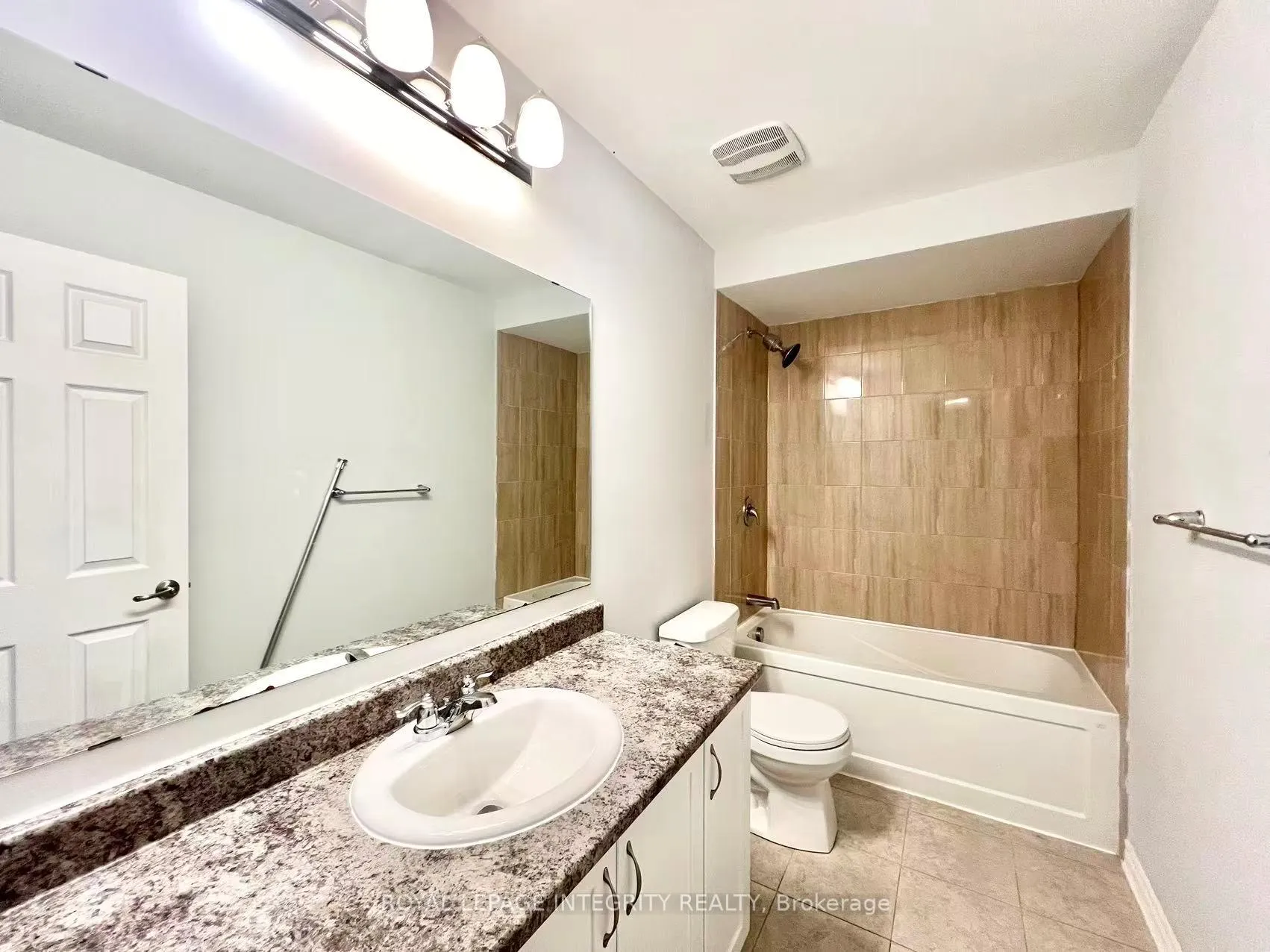 Photo 19 of 848 Atlas Terrace, Ottawa, Kanata - Emerald Meadows/Trailwest — HOMEH