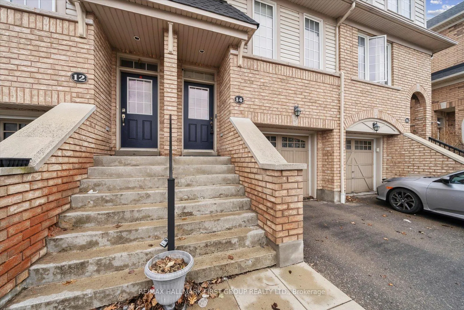 Photo 2 of 14 Oakins Lane, Ajax, Northwest Ajax — HOMEH