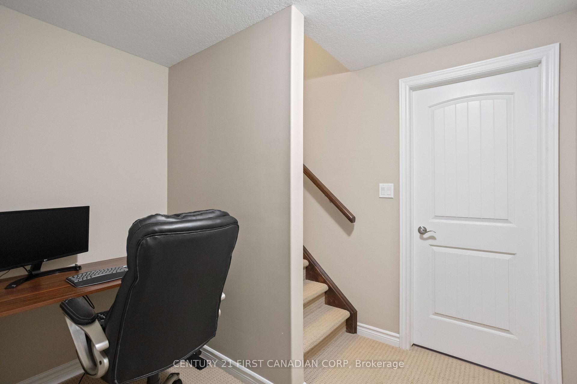 Photo 33 of 168 Watson Street, Lucan Biddulph, Lucan — HOMEH
