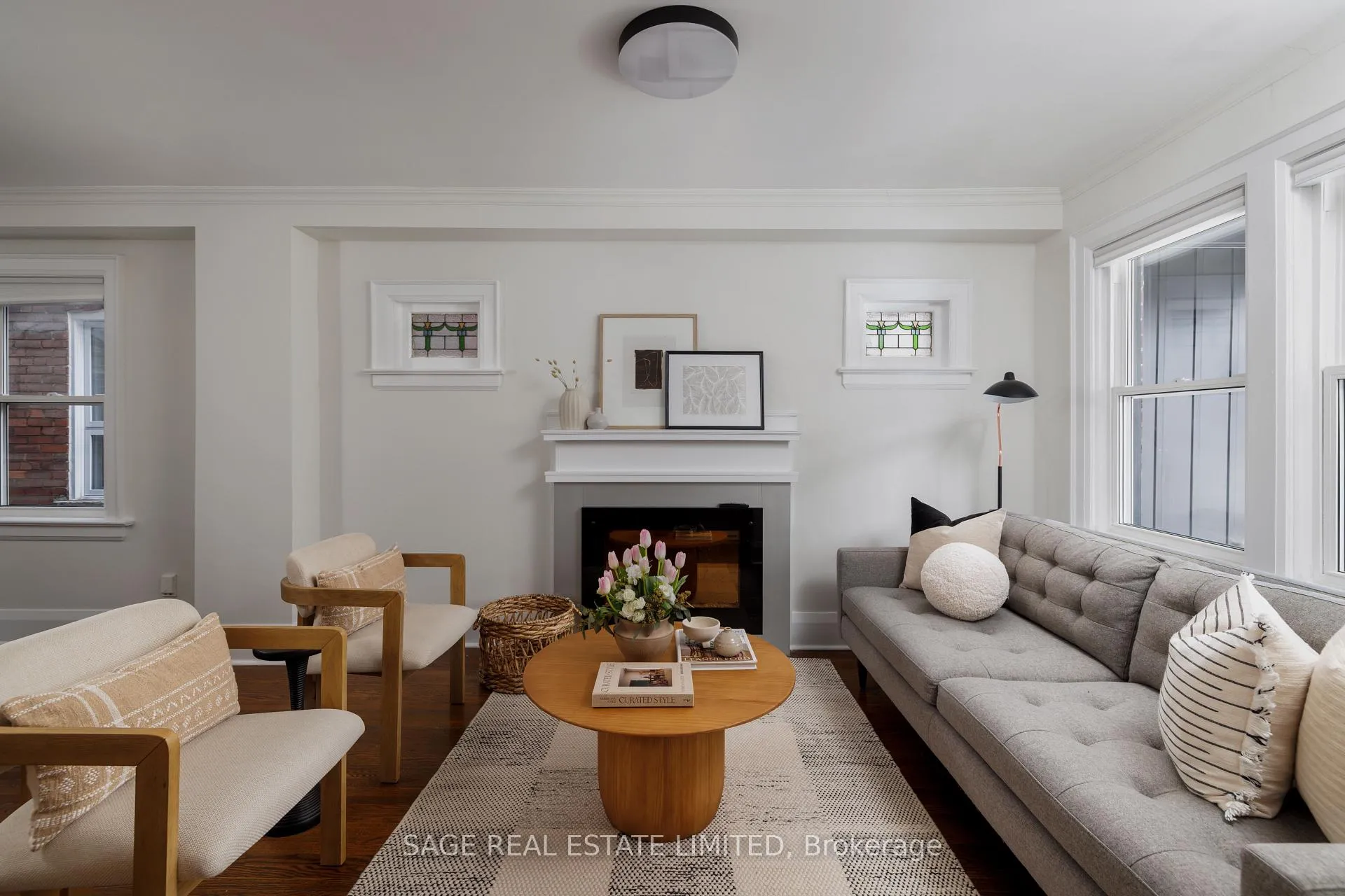 Photo 5 of 292A Woodfield Road, Toronto, Greenwood-Coxwell — HOMEH