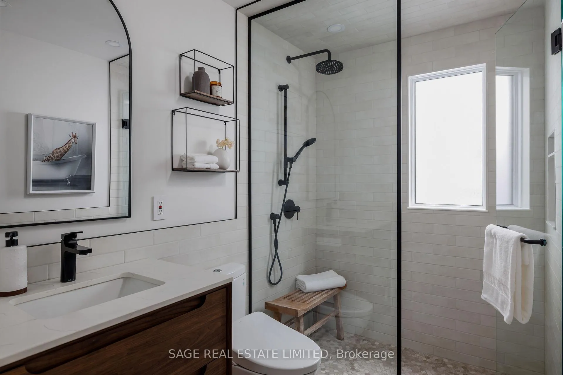 Photo 33 of 292A Woodfield Road, Toronto, Greenwood-Coxwell — HOMEH