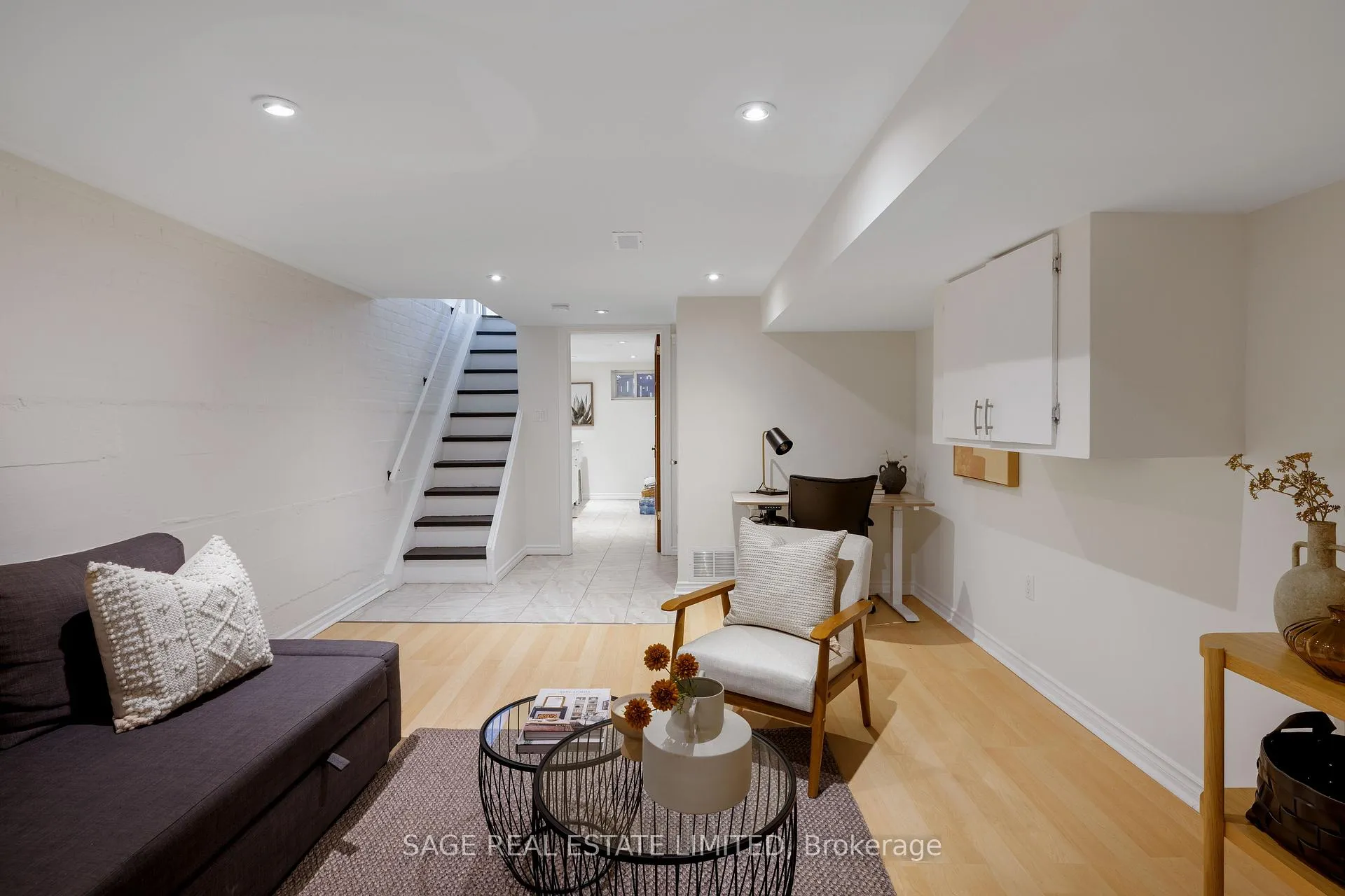 Photo 38 of 292A Woodfield Road, Toronto, Greenwood-Coxwell — HOMEH