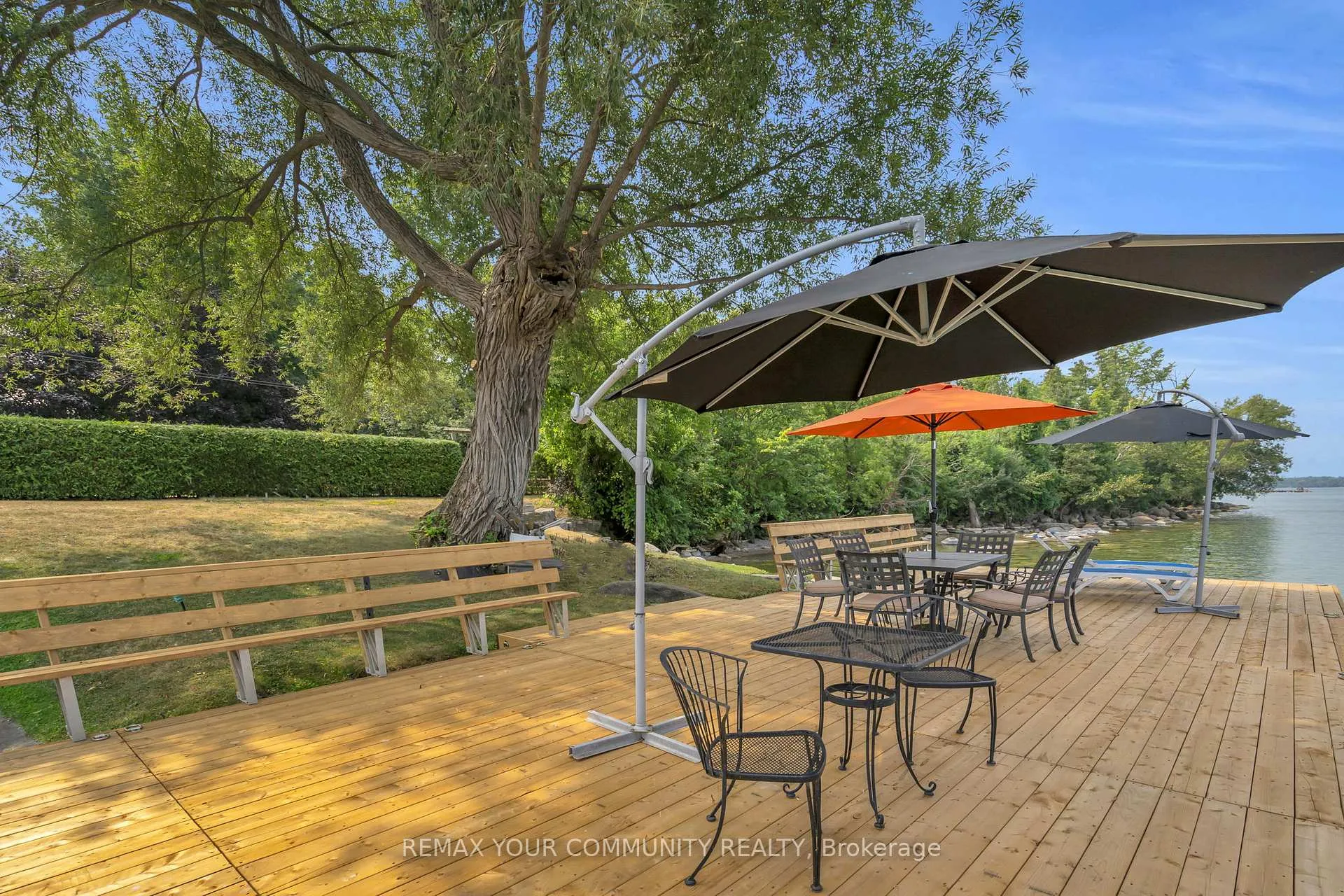 Photo 6 of 515 Lake Drive E, Georgina, Historic Lakeshore Communities — HOMEH
