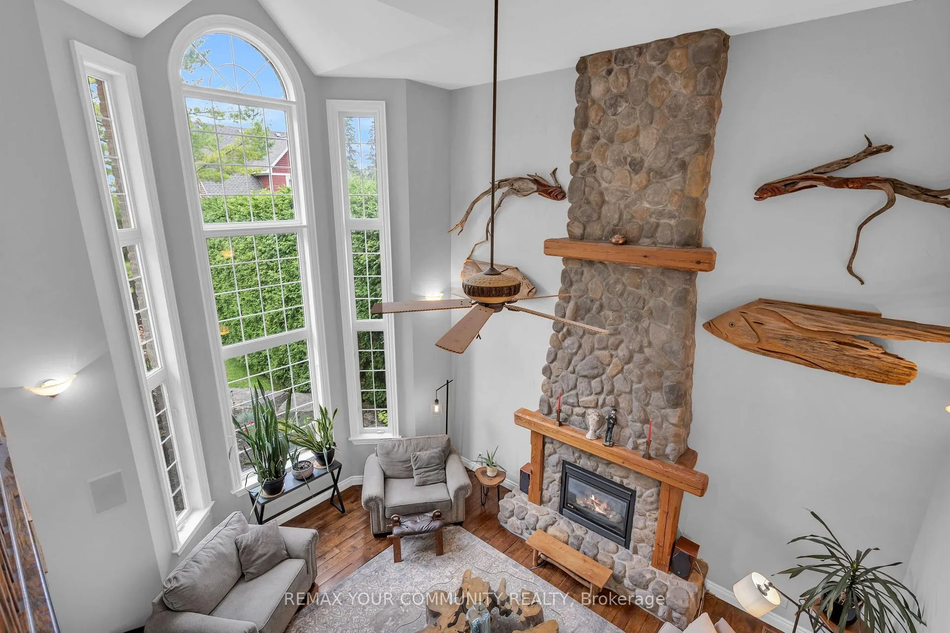 Photo 16 of 515 Lake Drive E, Georgina, Historic Lakeshore Communities — HOMEH