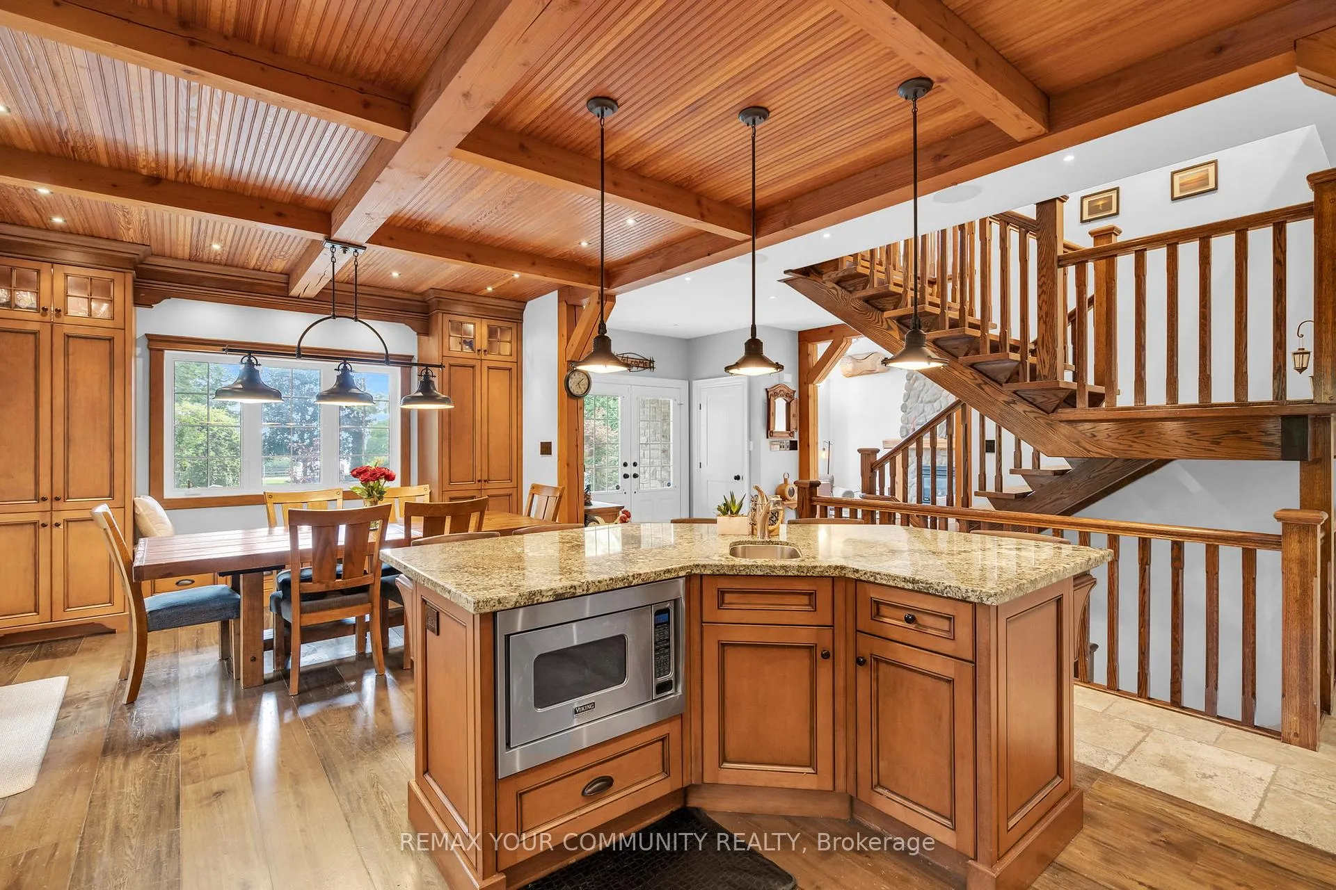 Photo 20 of 515 Lake Drive E, Georgina, Historic Lakeshore Communities — HOMEH