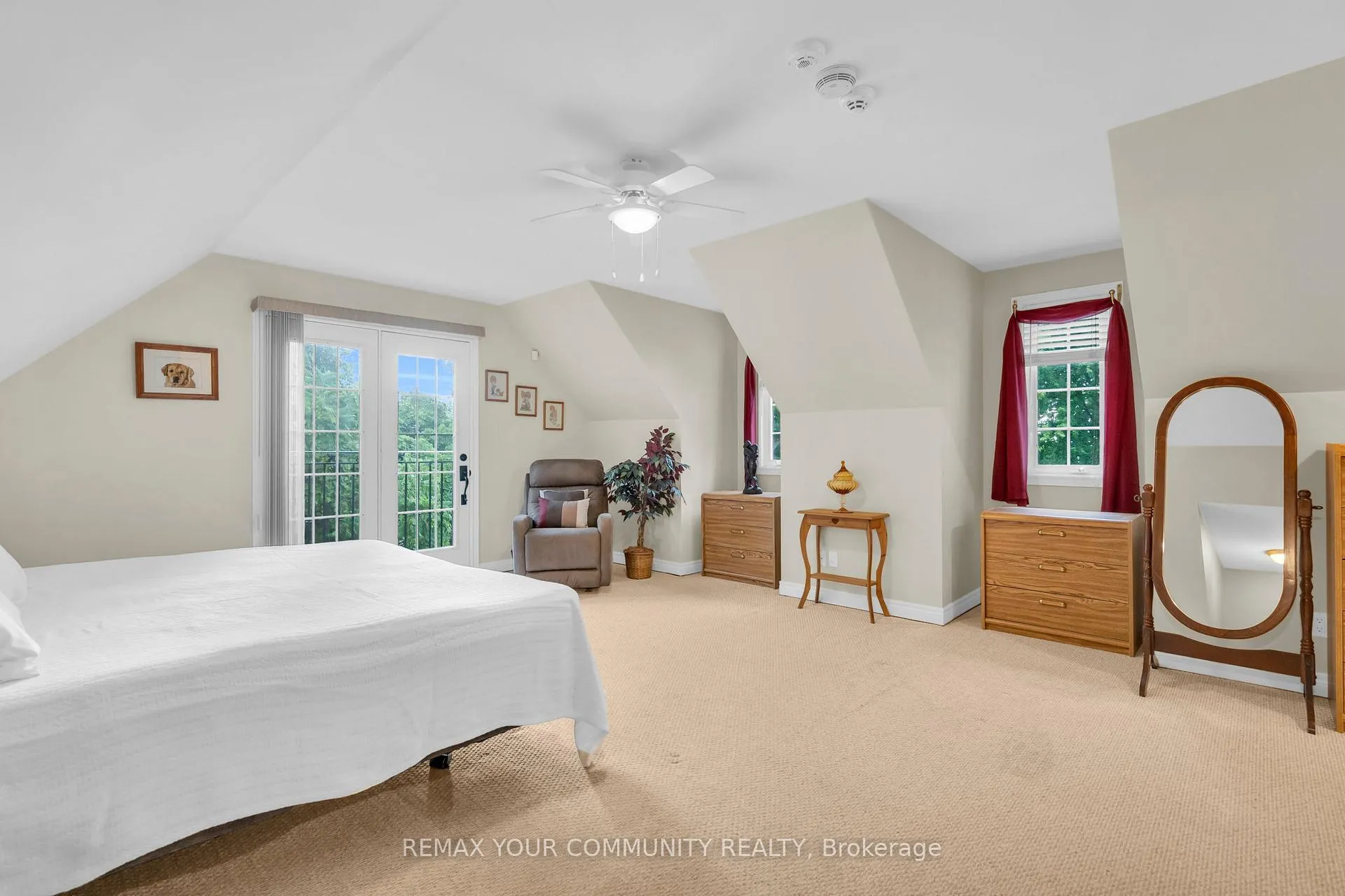 Photo 44 of 515 Lake Drive E, Georgina, Historic Lakeshore Communities — HOMEH