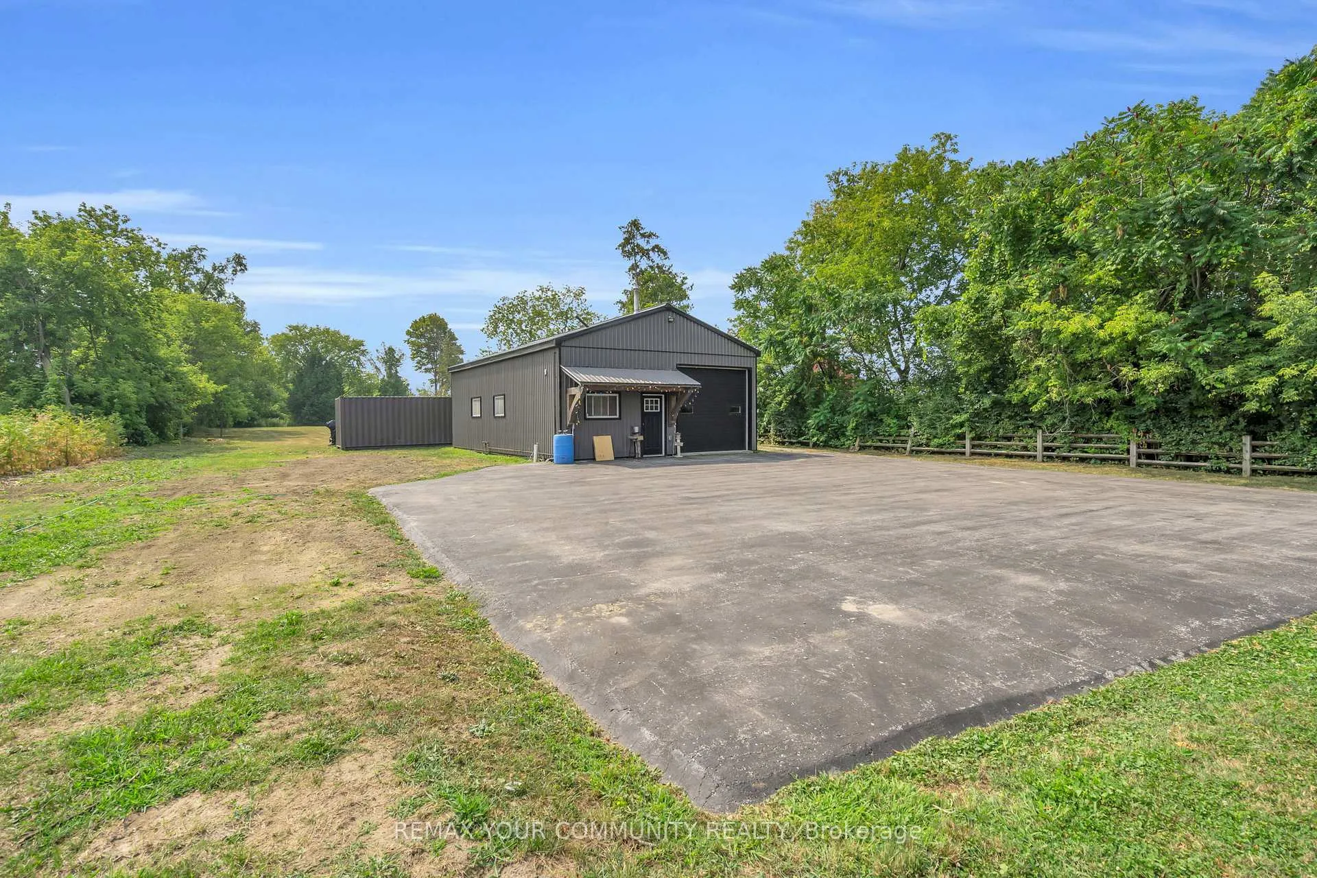 Photo 47 of 515 Lake Drive E, Georgina, Historic Lakeshore Communities — HOMEH