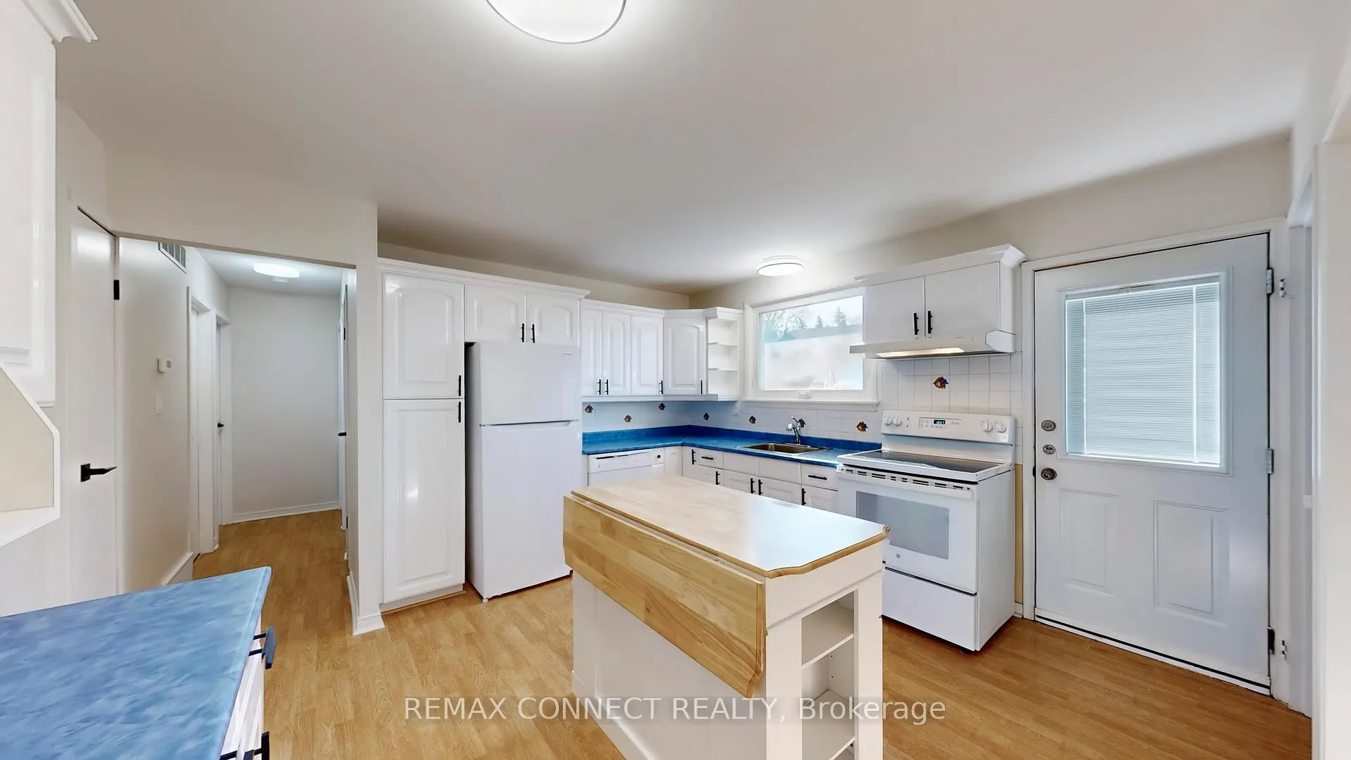 Photo 13 of 3 Rosewell Street, Hamilton, Randall — HOMEH