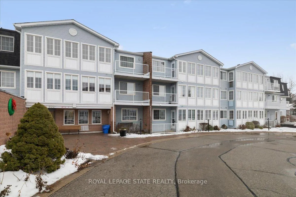 Photo 2 of Unit 101, 500 Silverbirch Boulevard, Hamilton, Rural Glanbrook — HOMEH