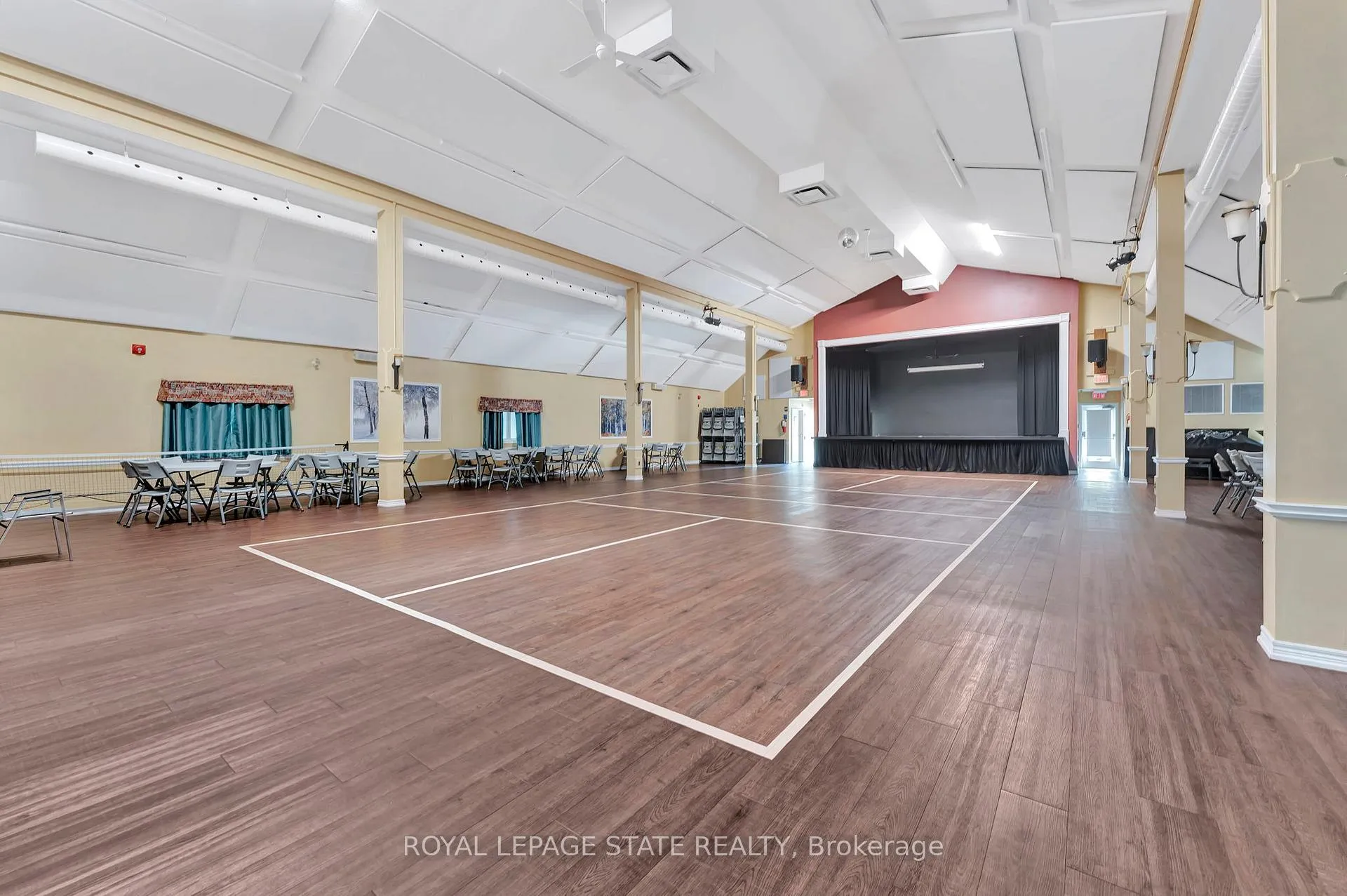 Photo 37 of Unit 101, 500 Silverbirch Boulevard, Hamilton, Rural Glanbrook — HOMEH