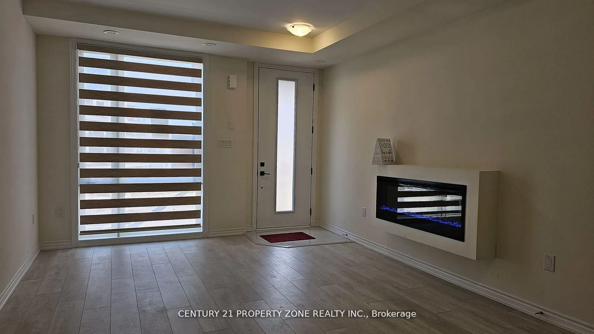 Photo 4 of Unit 81, 25 Knotsberry Circle, Brampton, Bram West — HOMEH