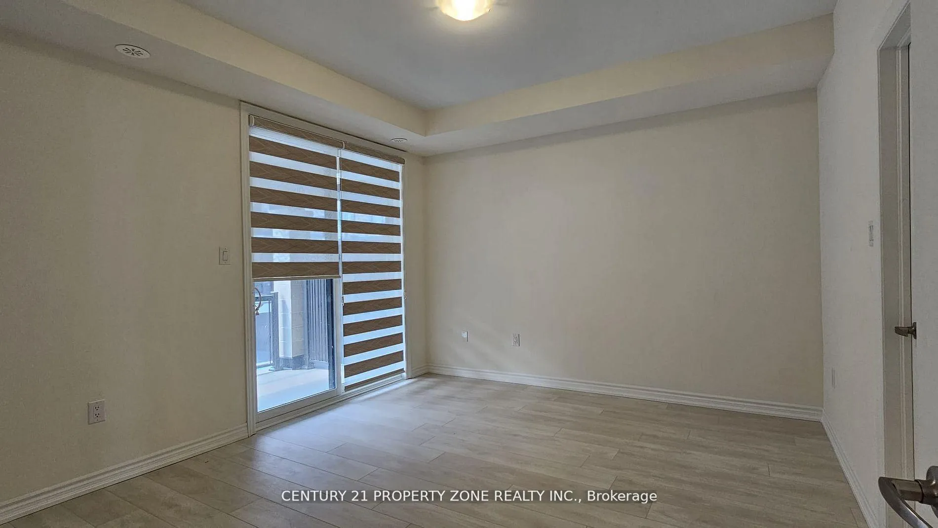 Photo 5 of Unit 81, 25 Knotsberry Circle, Brampton, Bram West — HOMEH