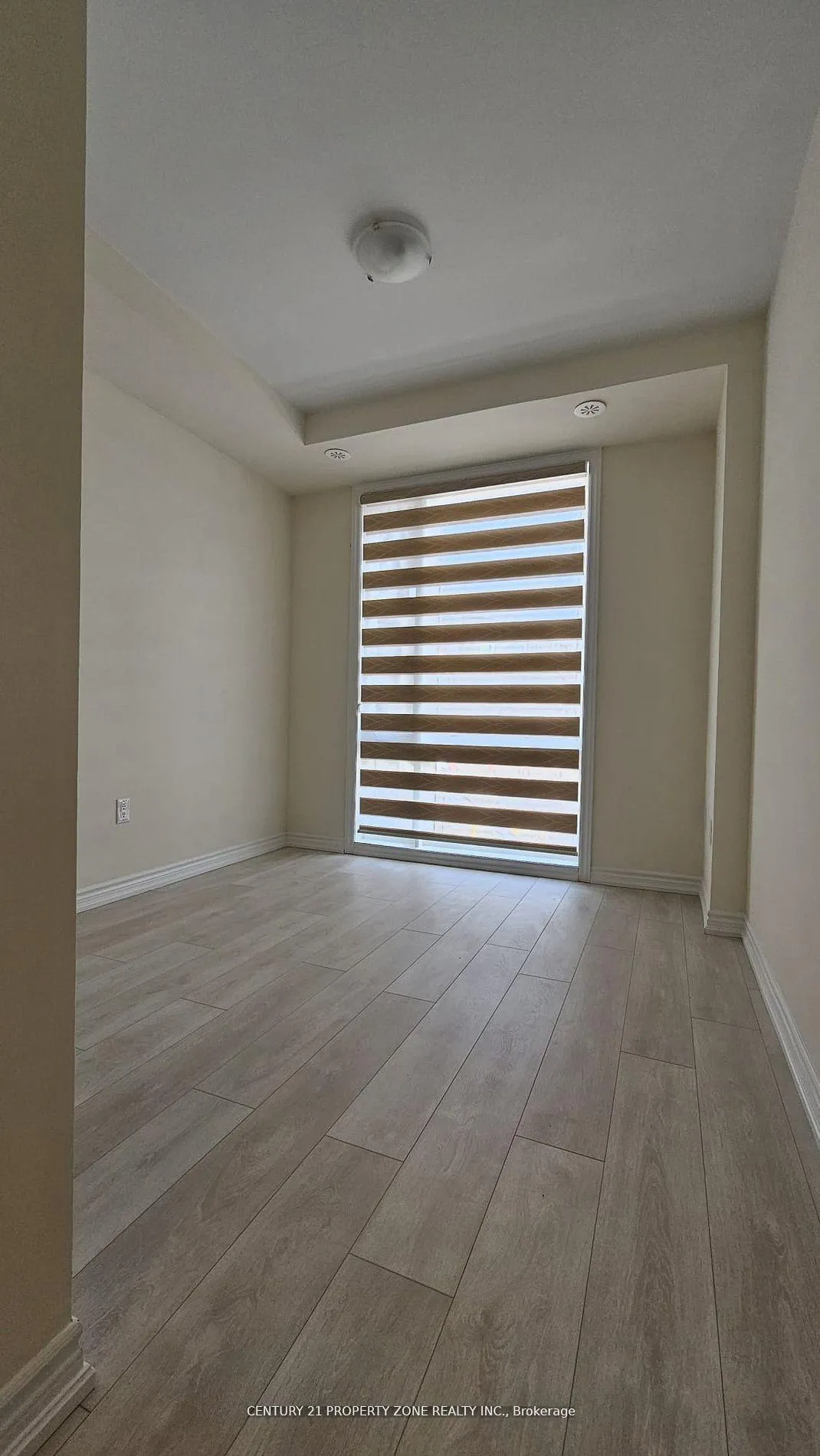 Photo 7 of Unit 81, 25 Knotsberry Circle, Brampton, Bram West — HOMEH