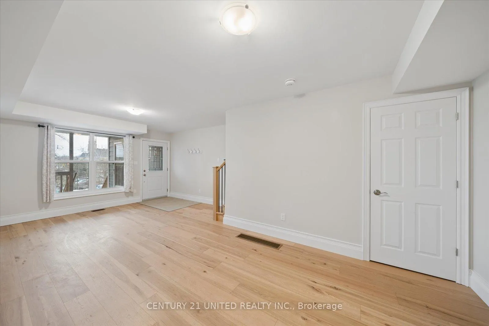 Photo 9 of Unit 512, 514 College Street, Peterborough, Town Ward 3 — HOMEH