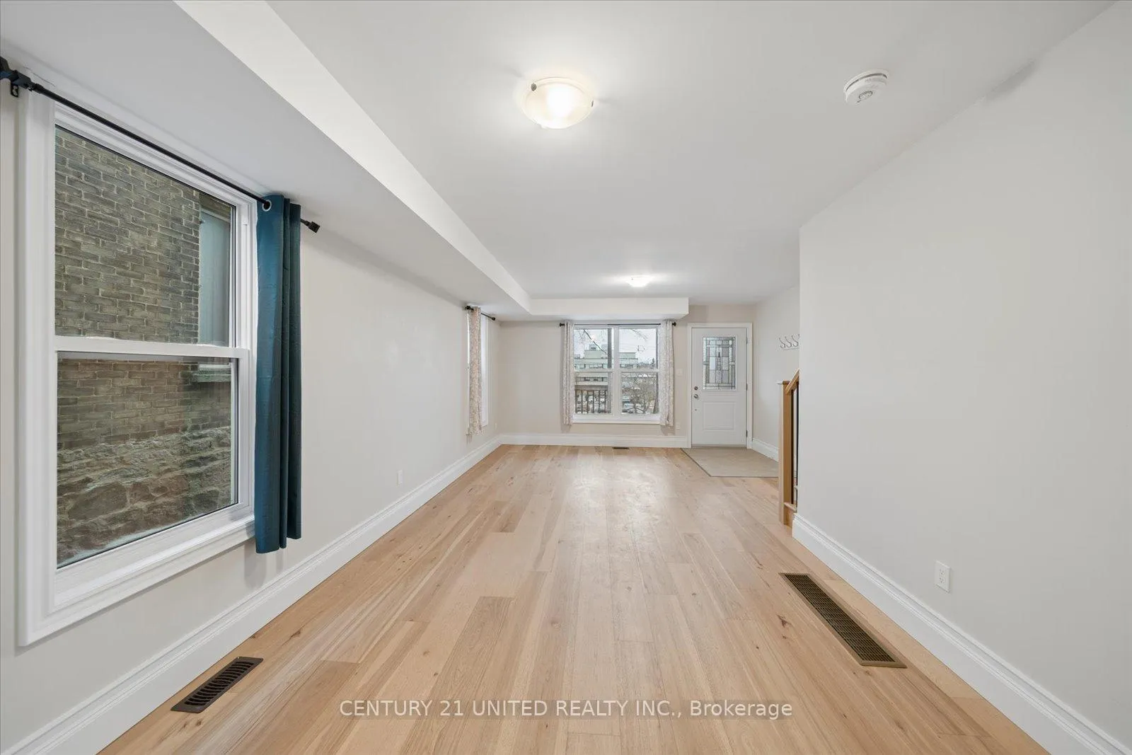 Photo 10 of Unit 512, 514 College Street, Peterborough, Town Ward 3 — HOMEH