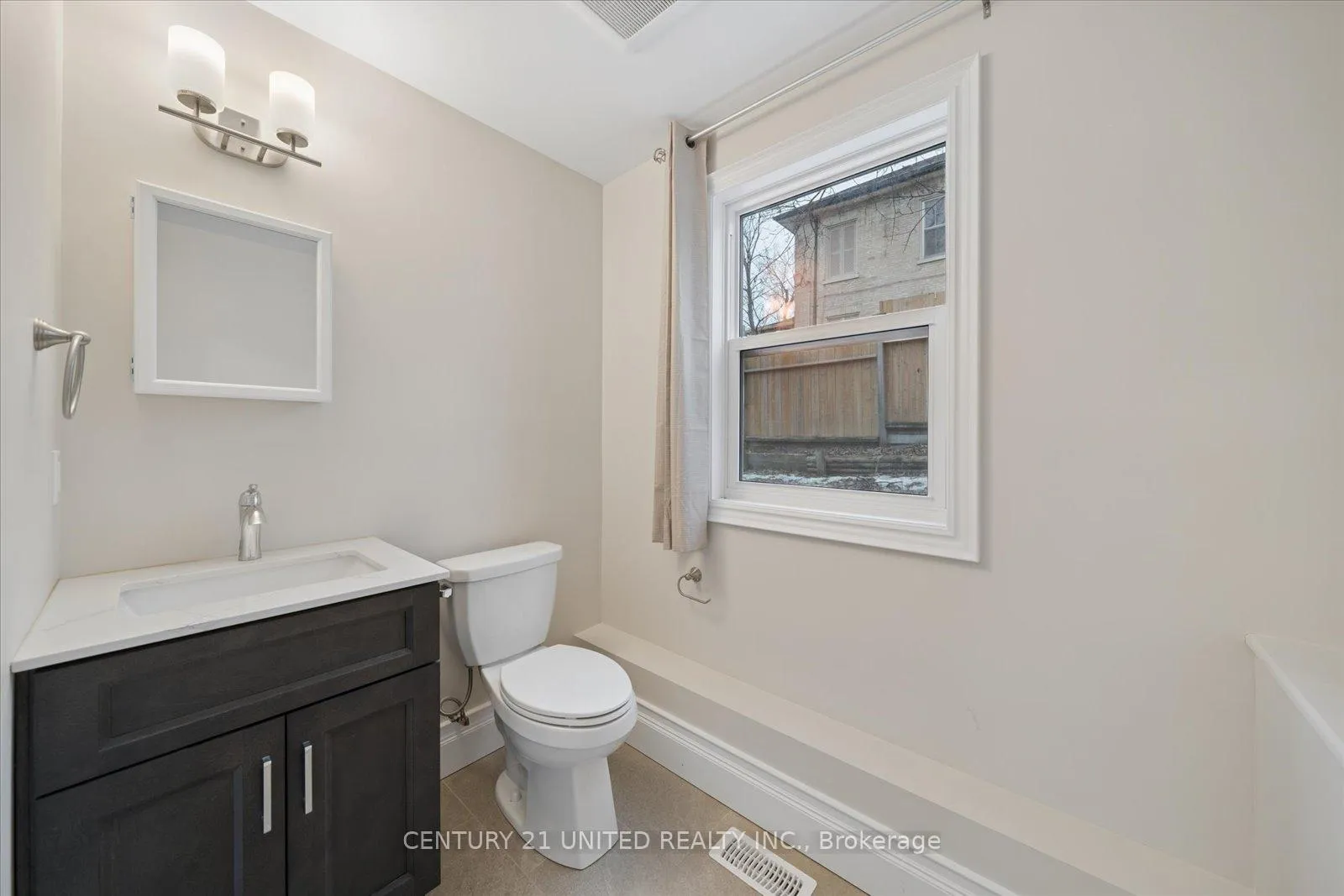 Photo 21 of Unit 512, 514 College Street, Peterborough, Town Ward 3 — HOMEH