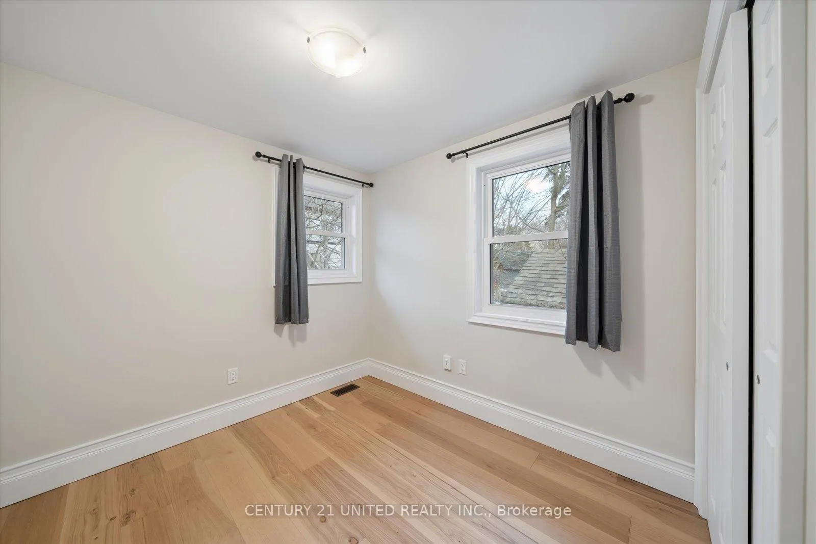 Photo 23 of Unit 512, 514 College Street, Peterborough, Town Ward 3 — HOMEH