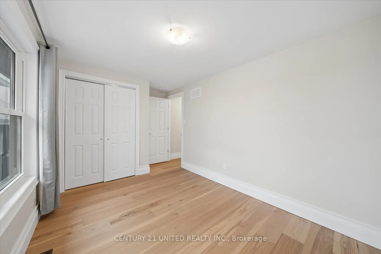 Photo 32 of Unit 512, 514 College Street, Peterborough, Town Ward 3 — HOMEH