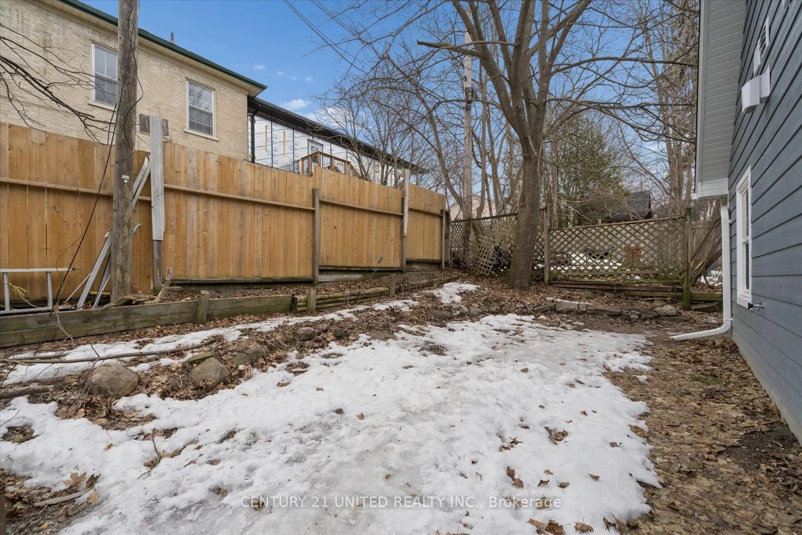Photo 40 of Unit 512, 514 College Street, Peterborough, Town Ward 3 — HOMEH