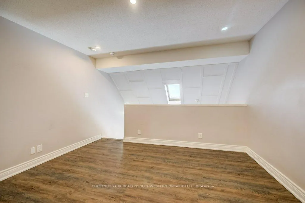 Photo 13 of Unit 35, 41 Valleyview Road, Kitchener — HOMEH