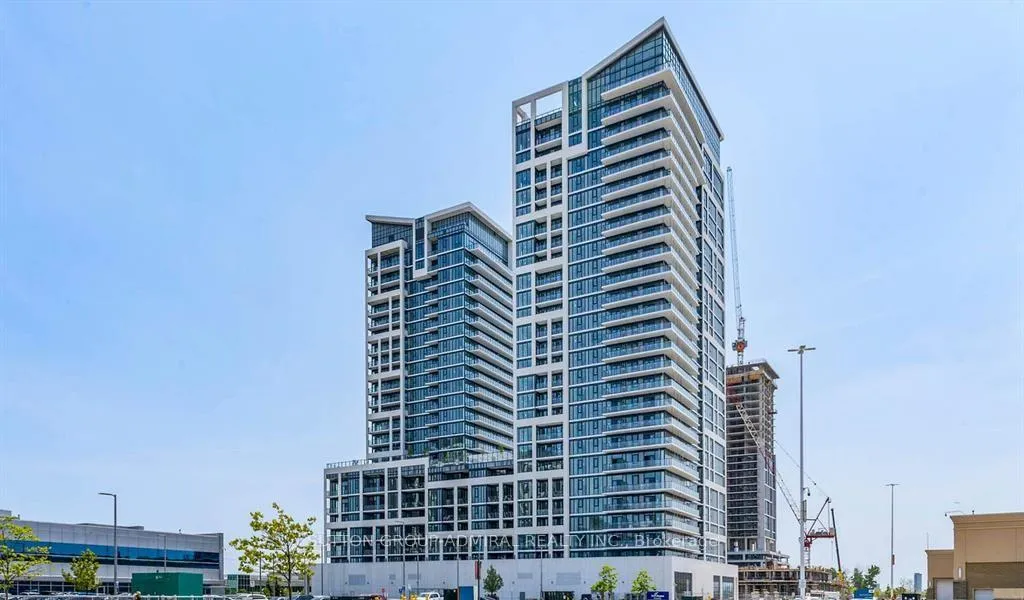 Photo 2 of Unit 315, 8960 Jane Street, Vaughan, Vellore Village — HOMEH