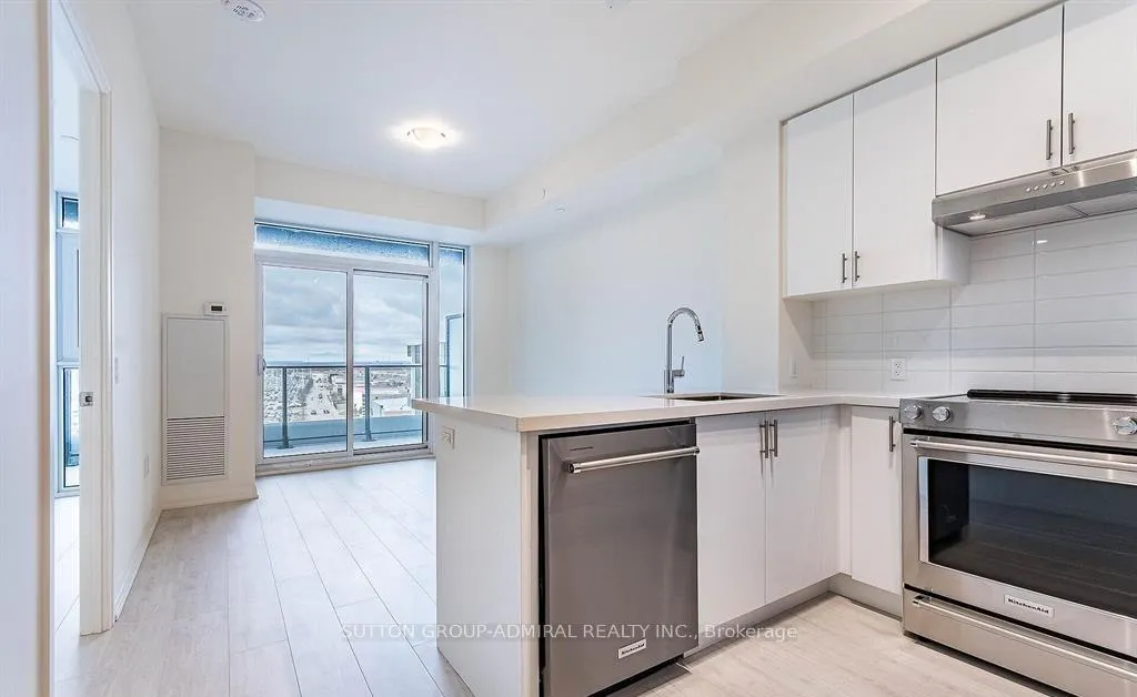 Photo 7 of Unit 315, 8960 Jane Street, Vaughan, Vellore Village — HOMEH
