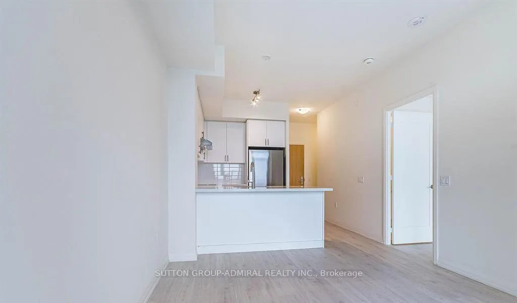 Photo 11 of Unit 315, 8960 Jane Street, Vaughan, Vellore Village — HOMEH