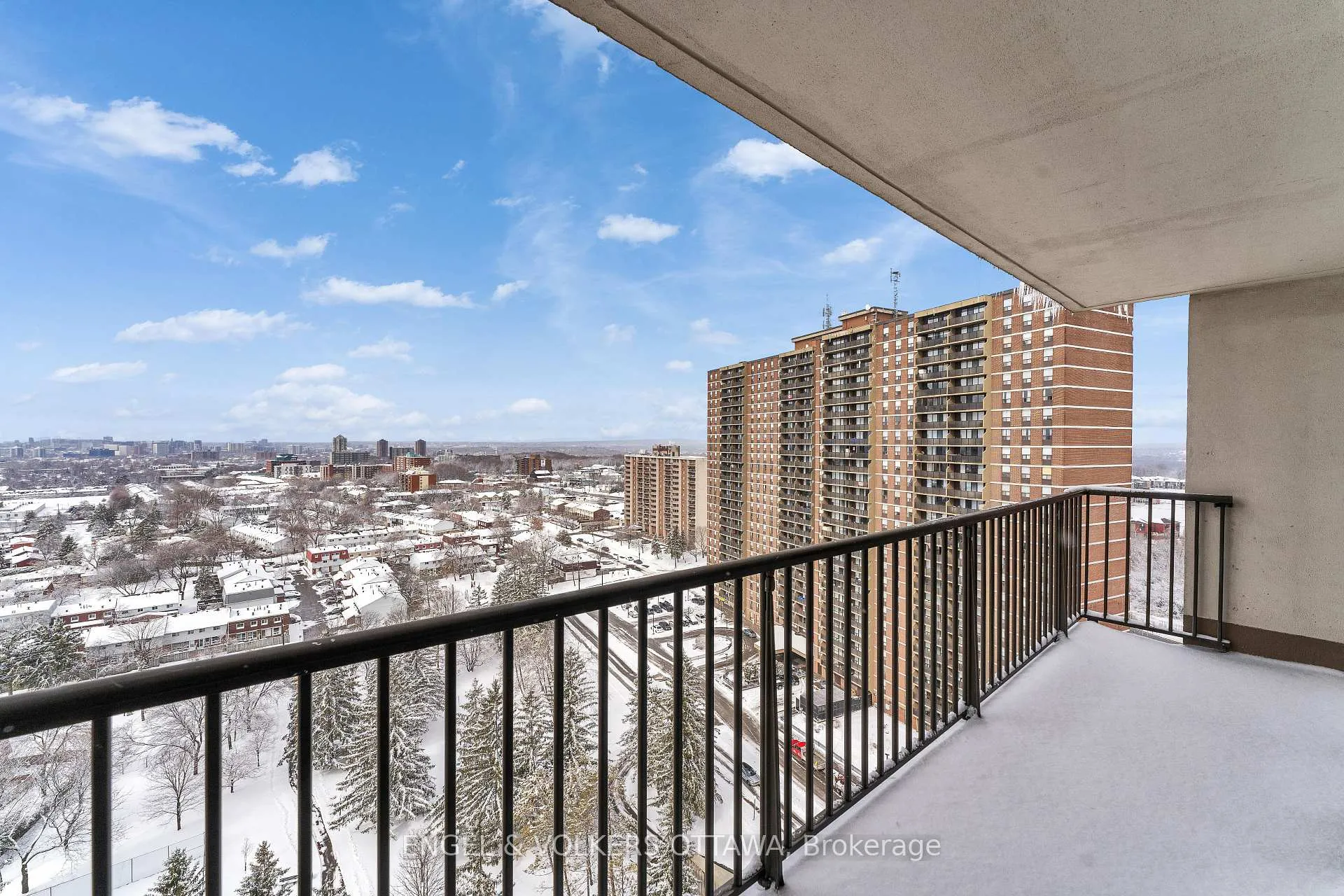 Photo 20 of Unit 2002, 665 Bathgate Drive, Ottawa, Carson Meadows — HOMEH