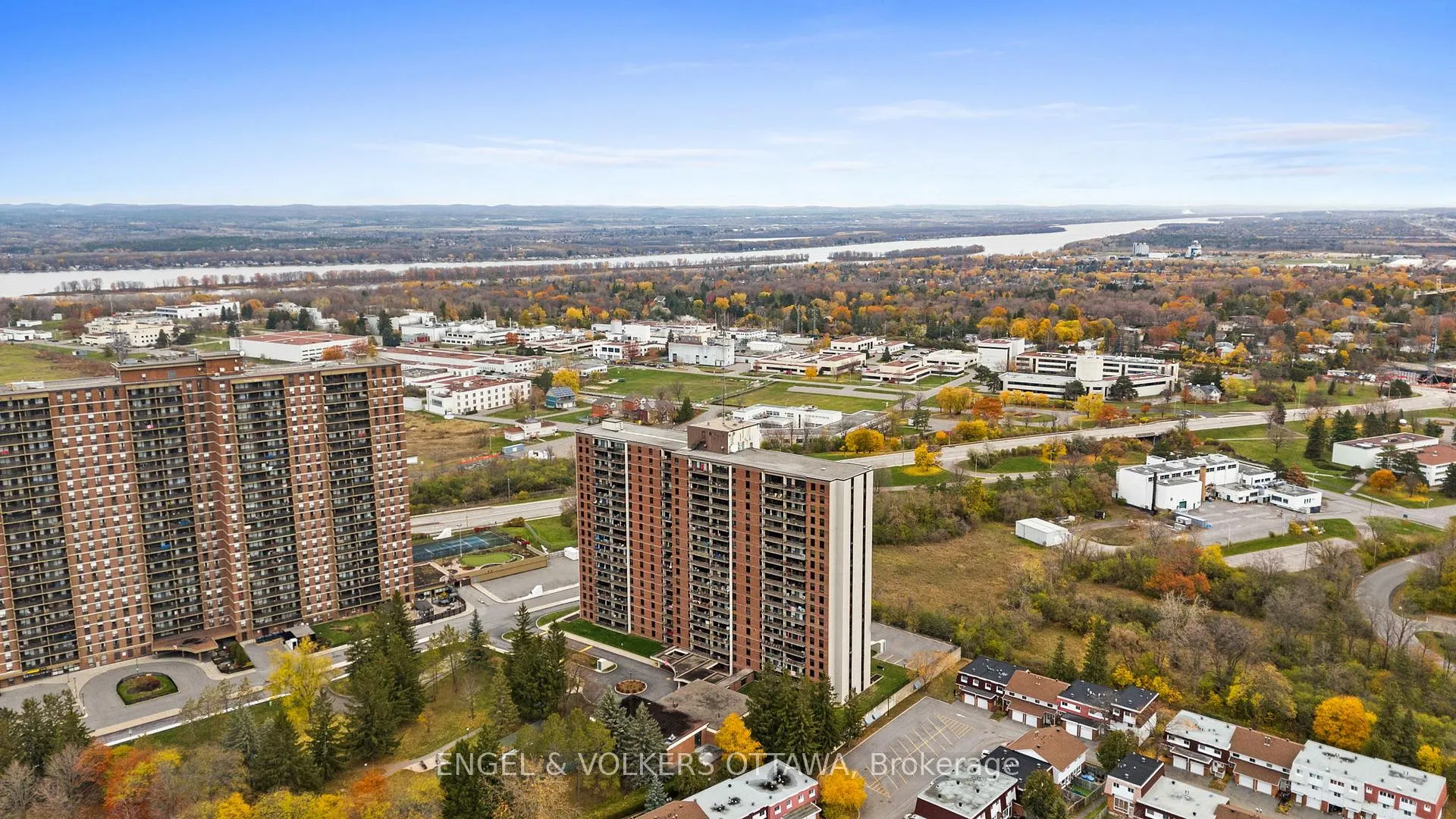 Photo 28 of Unit 2002, 665 Bathgate Drive, Ottawa, Carson Meadows — HOMEH