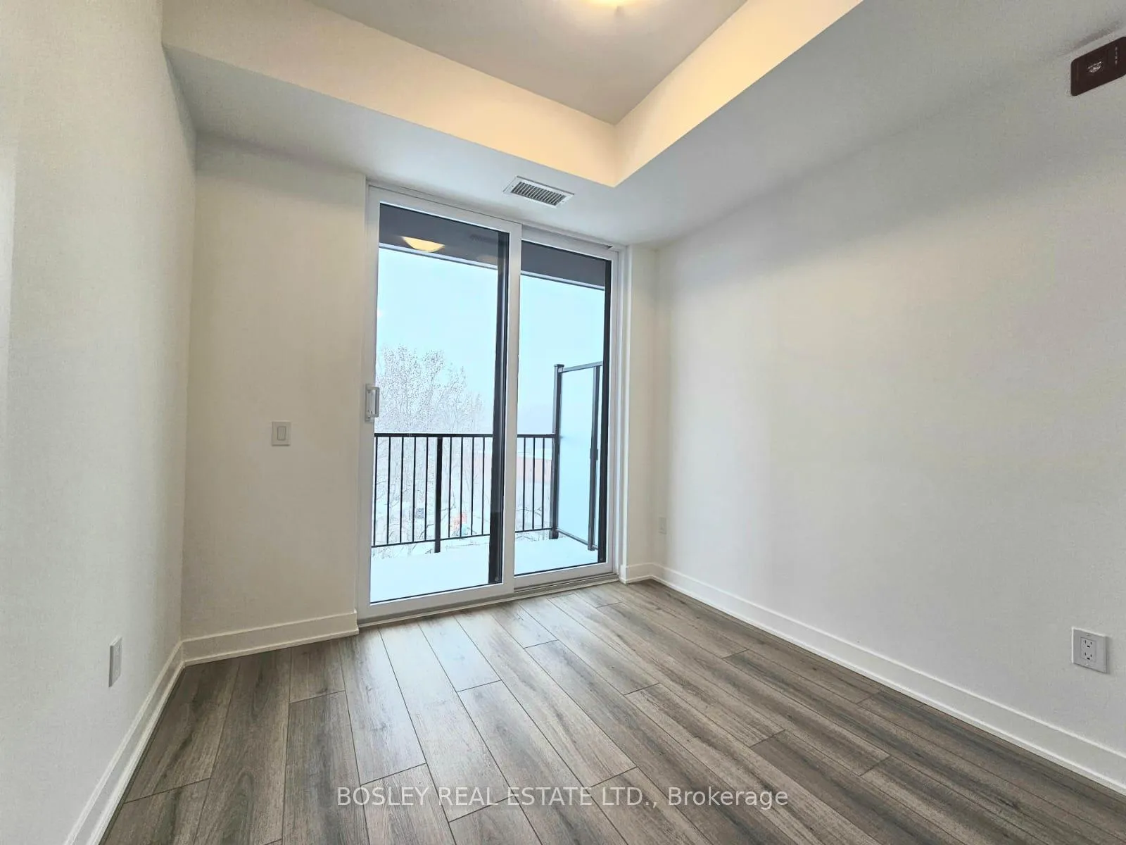 Photo 4 of 312 Erb Street, Waterloo — HOMEH