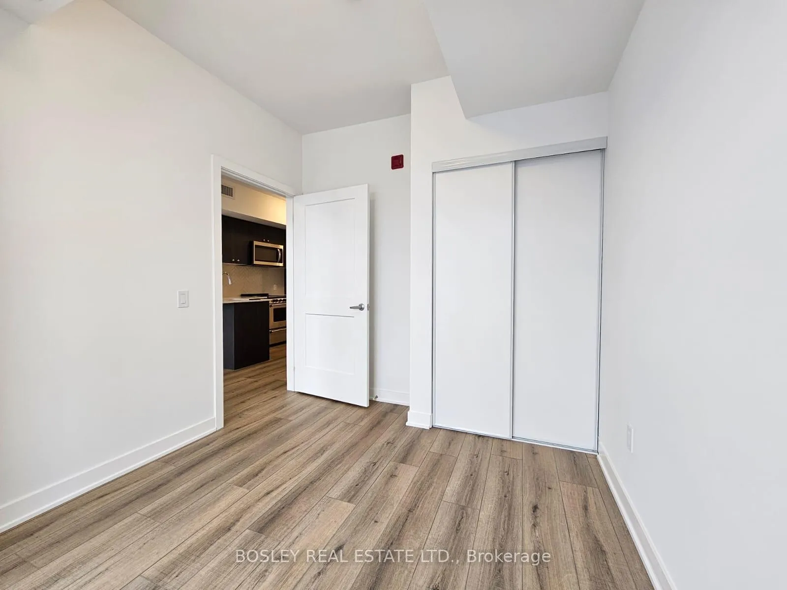 Photo 5 of 312 Erb Street, Waterloo — HOMEH