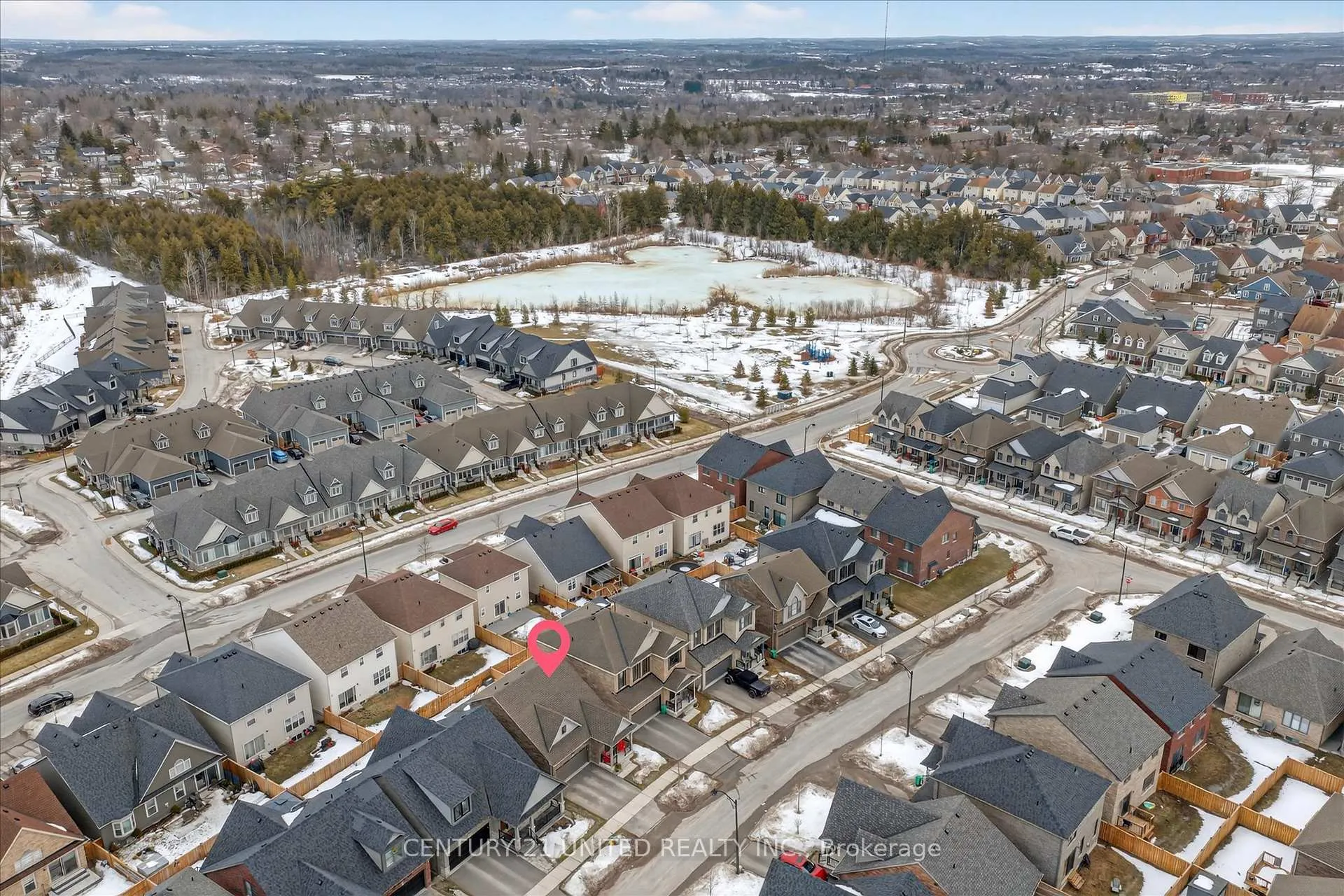 Photo 5 of 528 Macintosh Grove, Peterborough, Northcrest Ward 5 — HOMEH