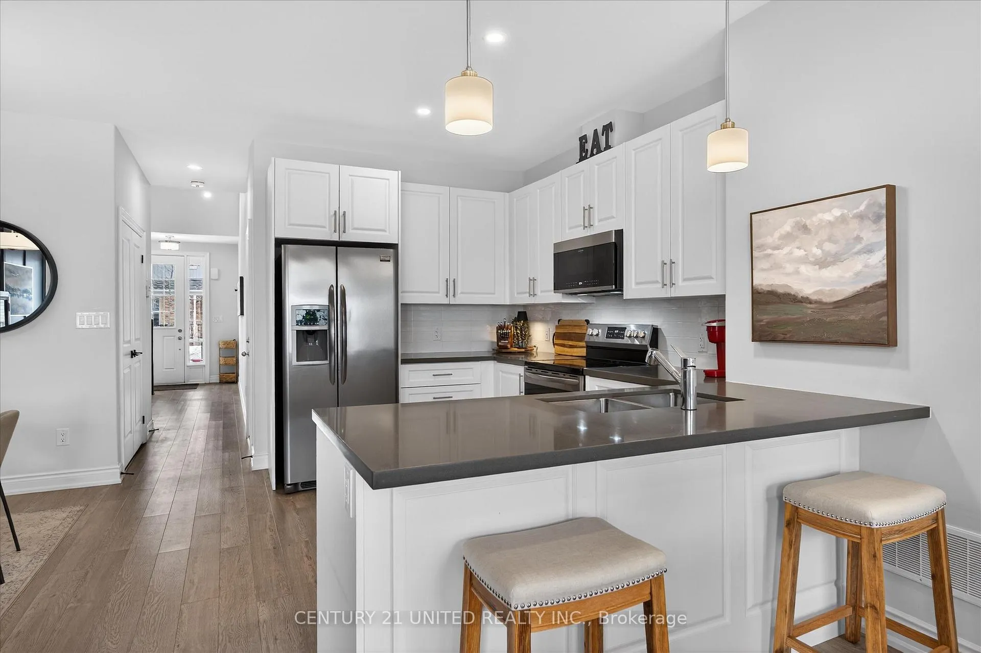 Photo 14 of 528 Macintosh Grove, Peterborough, Northcrest Ward 5 — HOMEH