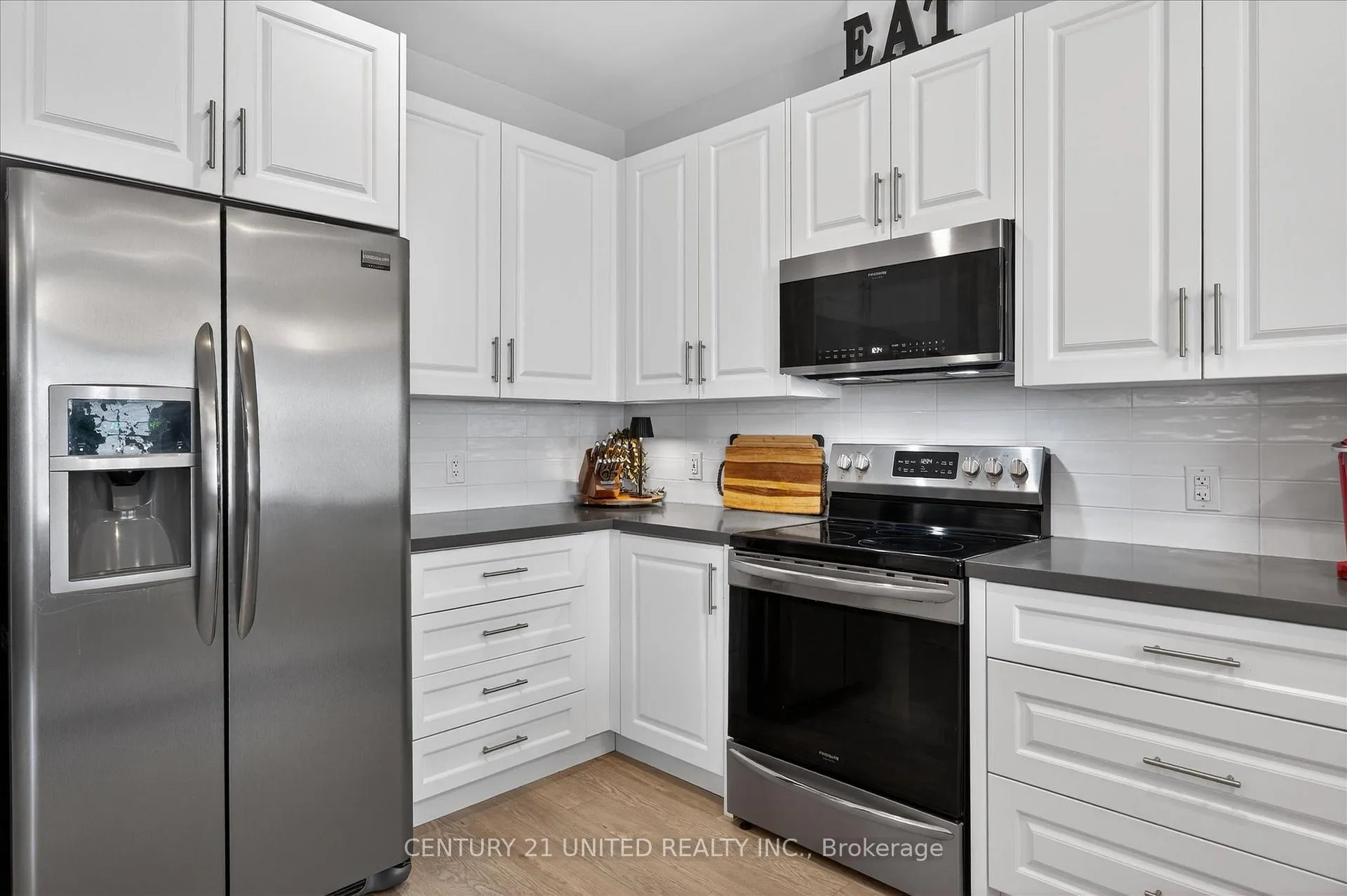 Photo 15 of 528 Macintosh Grove, Peterborough, Northcrest Ward 5 — HOMEH