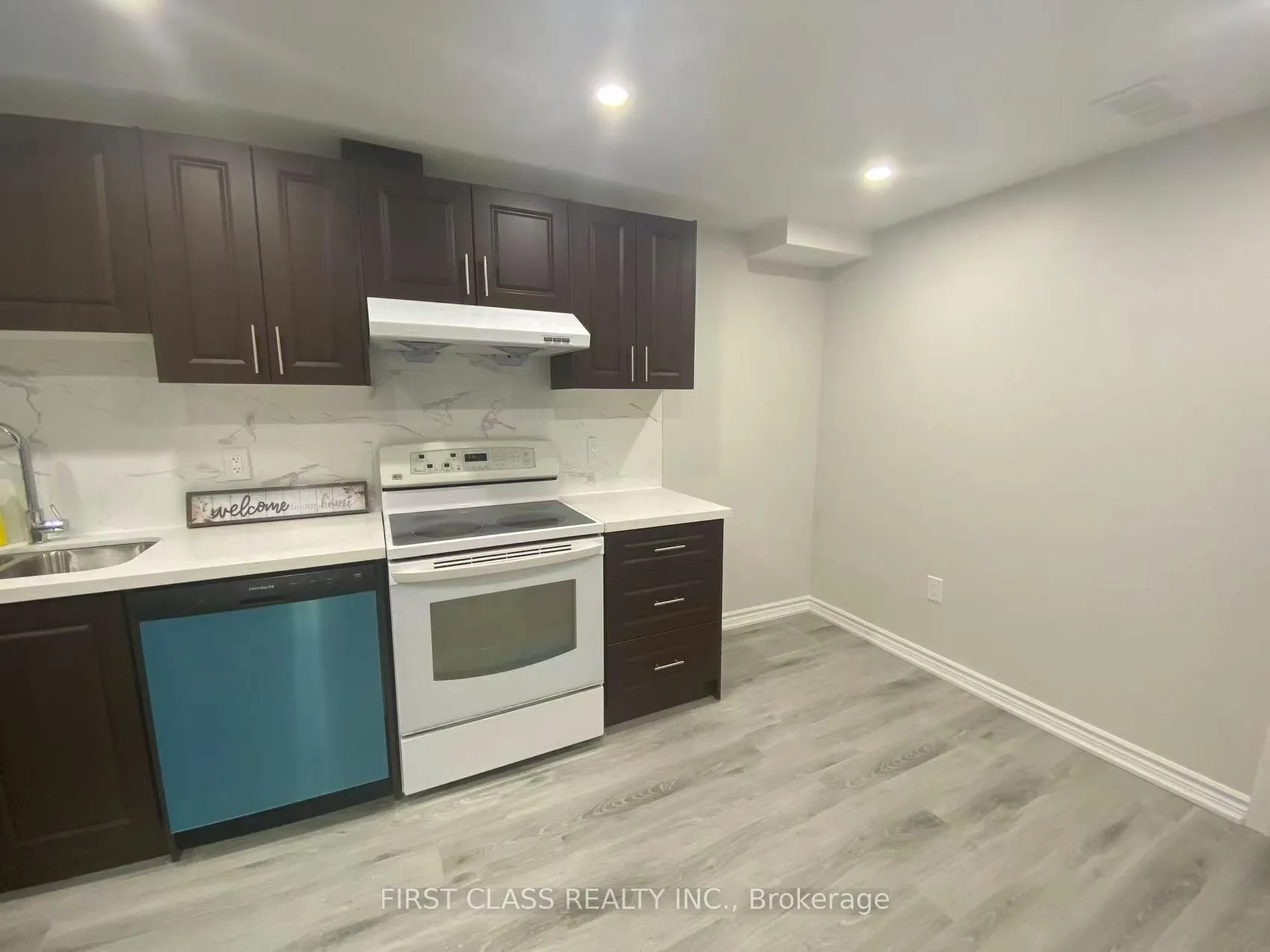 Photo 2 of Unit Basement, 9 Upton Crescent, Markham, Milliken Mills West — HOMEH