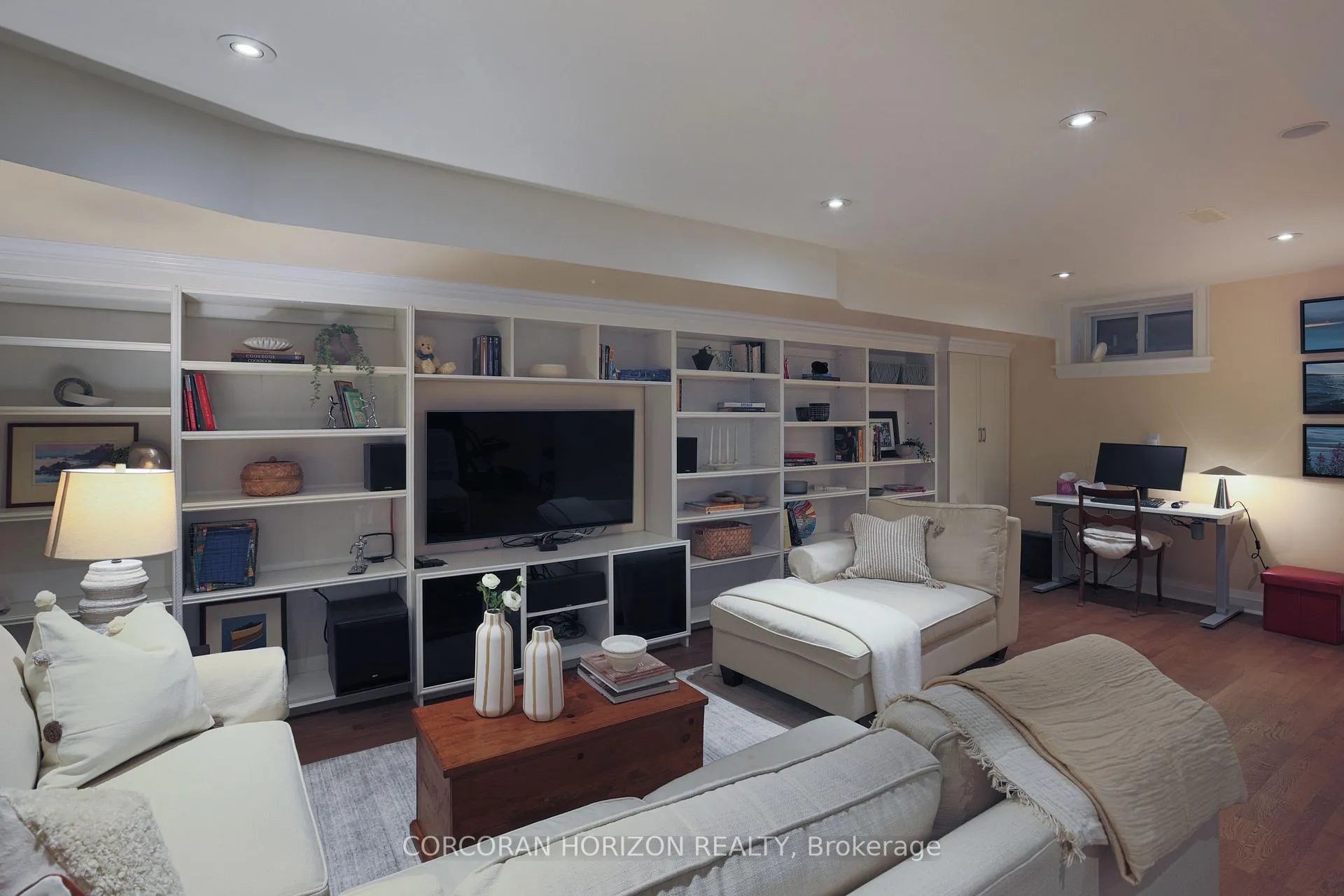 Photo 25 of 103 Manor Road E, Toronto, Mount Pleasant West — HOMEH