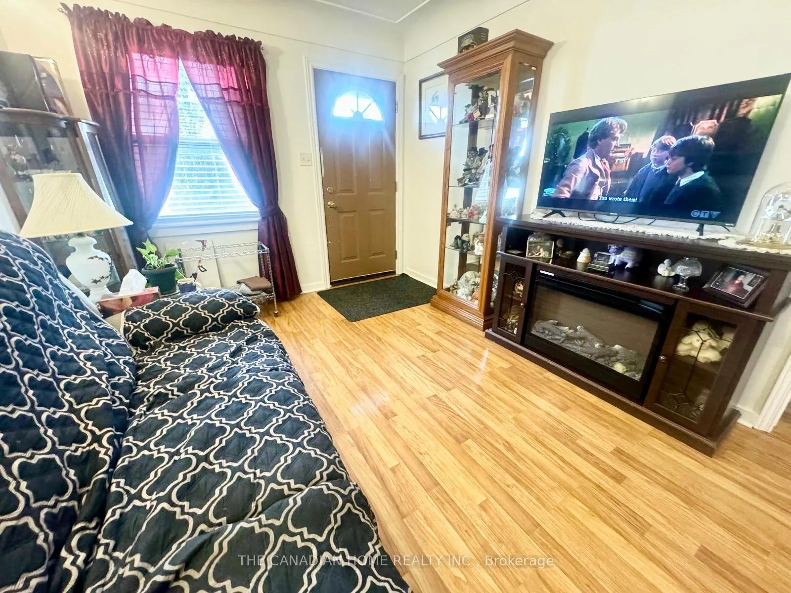 Photo 4 of 611 Rennie Street, Hamilton, Parkview — HOMEH