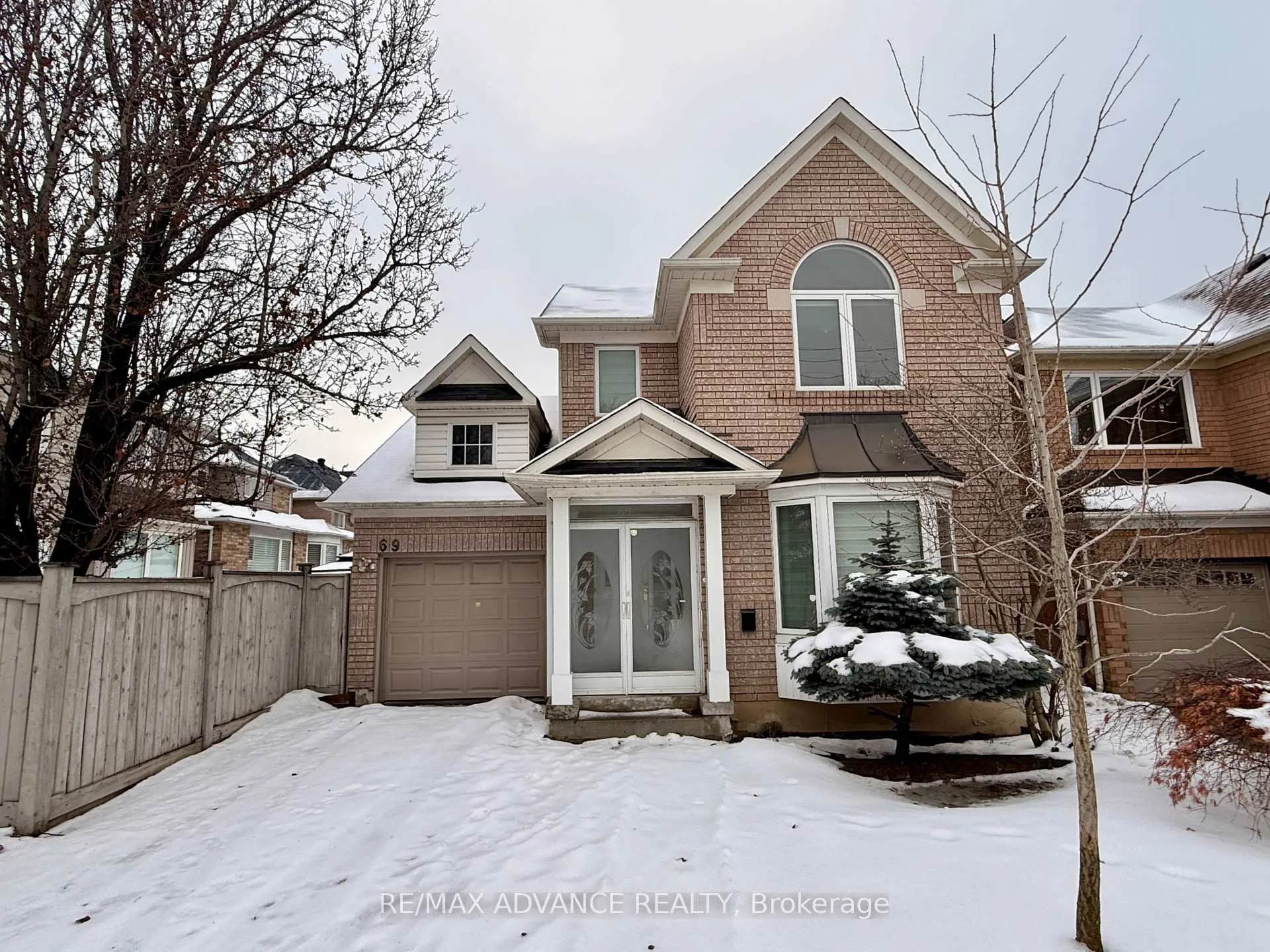 Photo 1 of 69 Aries Crescent, Markham, Berczy — HOMEH
