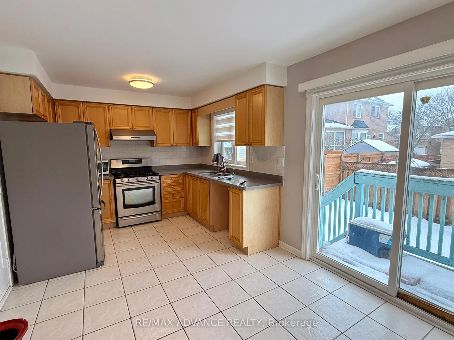 Photo 11 of 69 Aries Crescent, Markham, Berczy — HOMEH