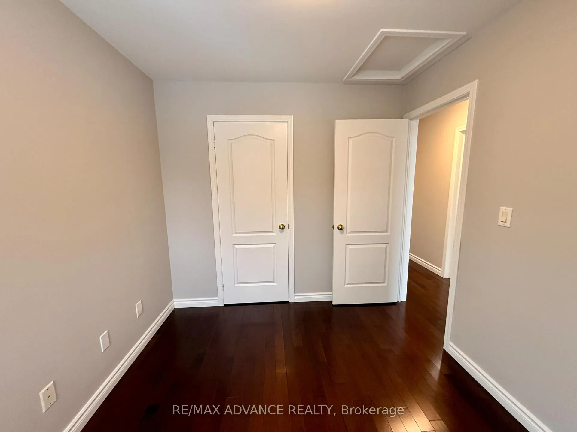 Photo 26 of 69 Aries Crescent, Markham, Berczy — HOMEH