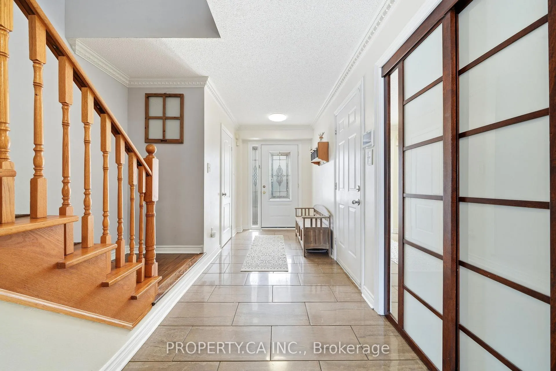 Photo 5 of 72 Beaverbrook Crescent, Vaughan, Rural Vaughan — HOMEH