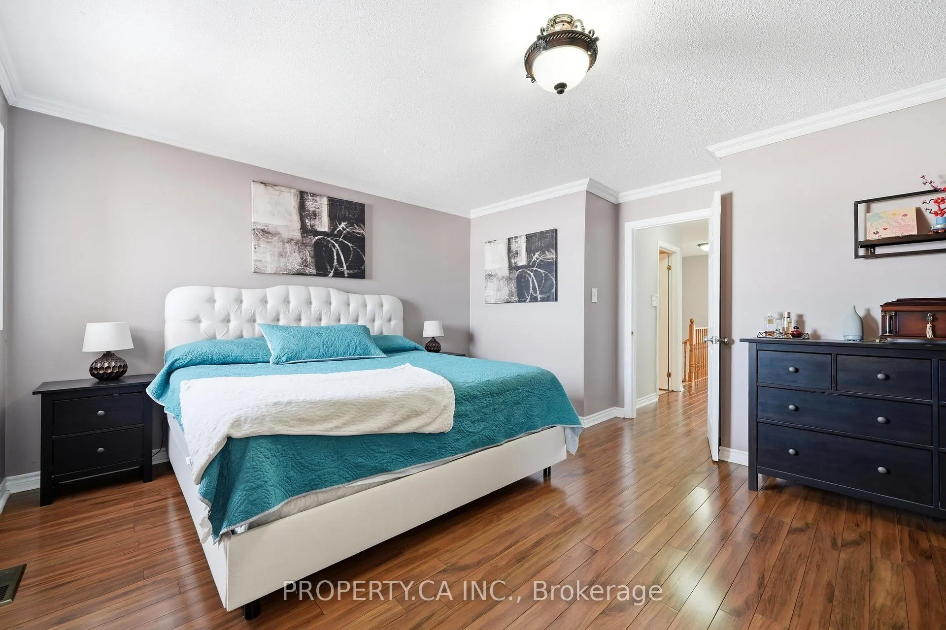 Photo 15 of 72 Beaverbrook Crescent, Vaughan, Rural Vaughan — HOMEH