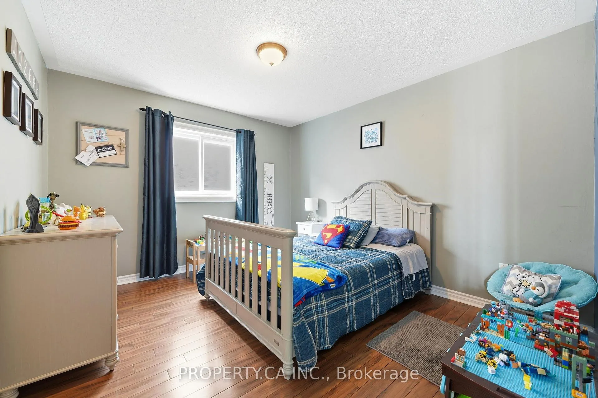 Photo 19 of 72 Beaverbrook Crescent, Vaughan, Rural Vaughan — HOMEH