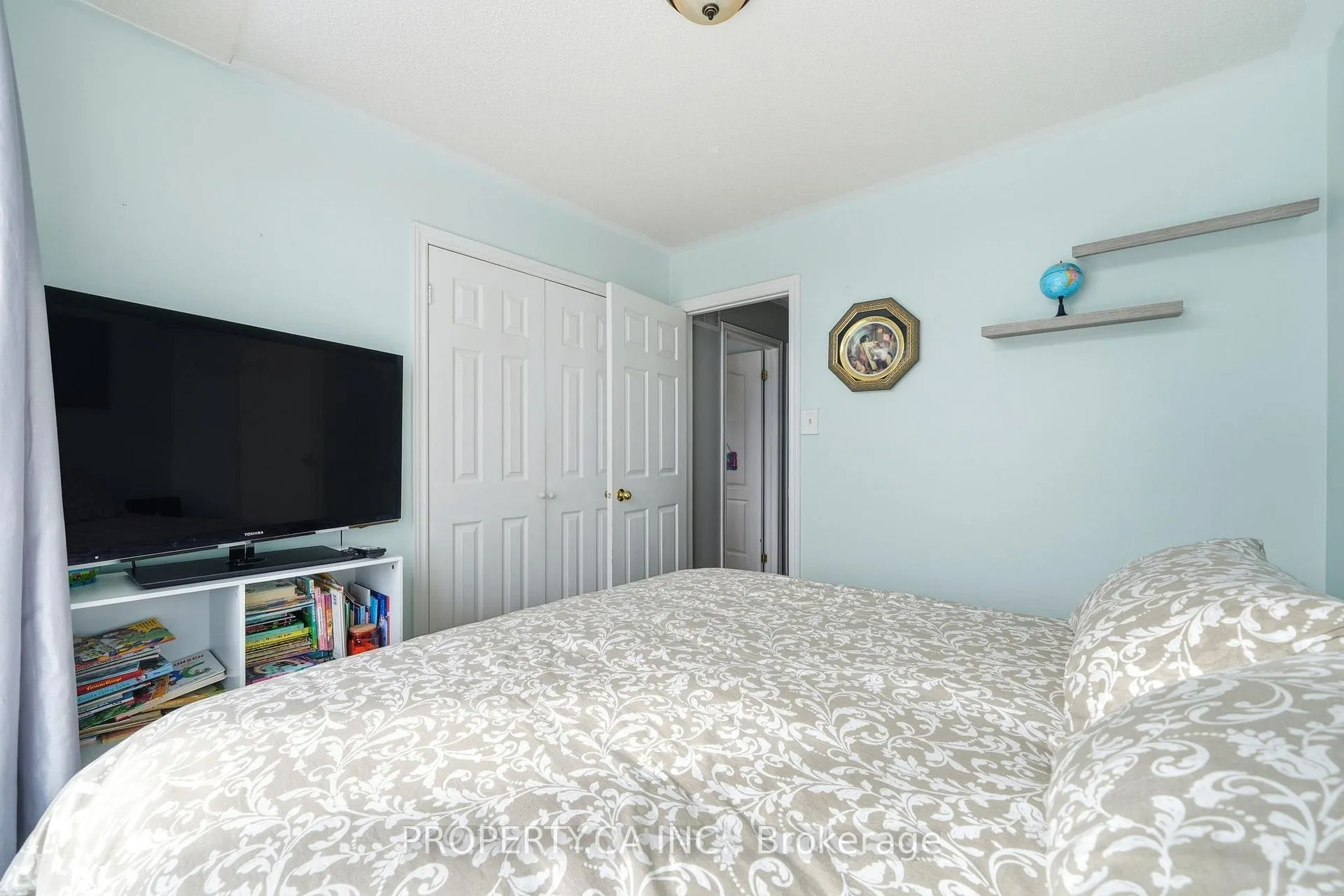 Photo 24 of 72 Beaverbrook Crescent, Vaughan, Rural Vaughan — HOMEH