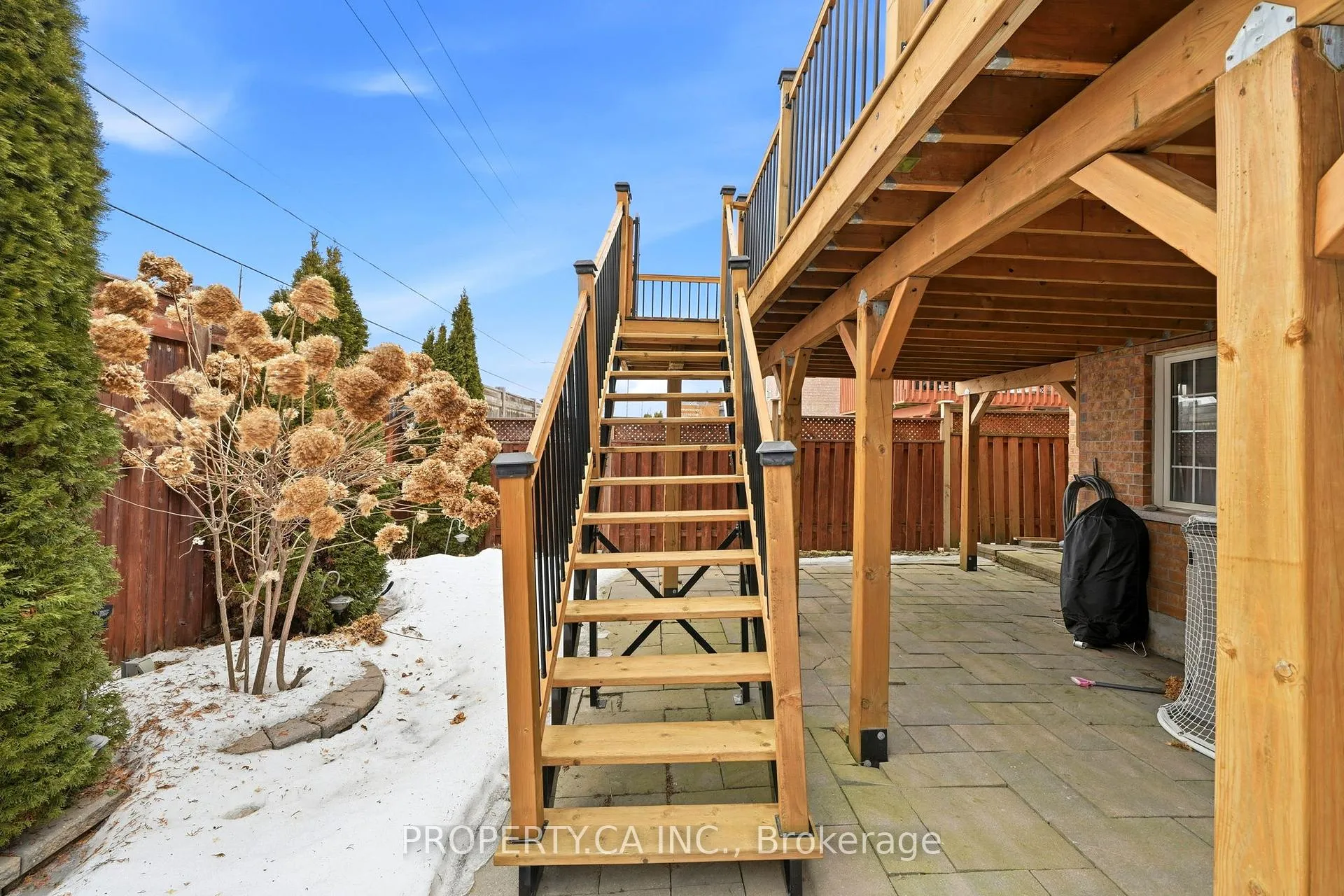Photo 36 of 72 Beaverbrook Crescent, Vaughan, Rural Vaughan — HOMEH