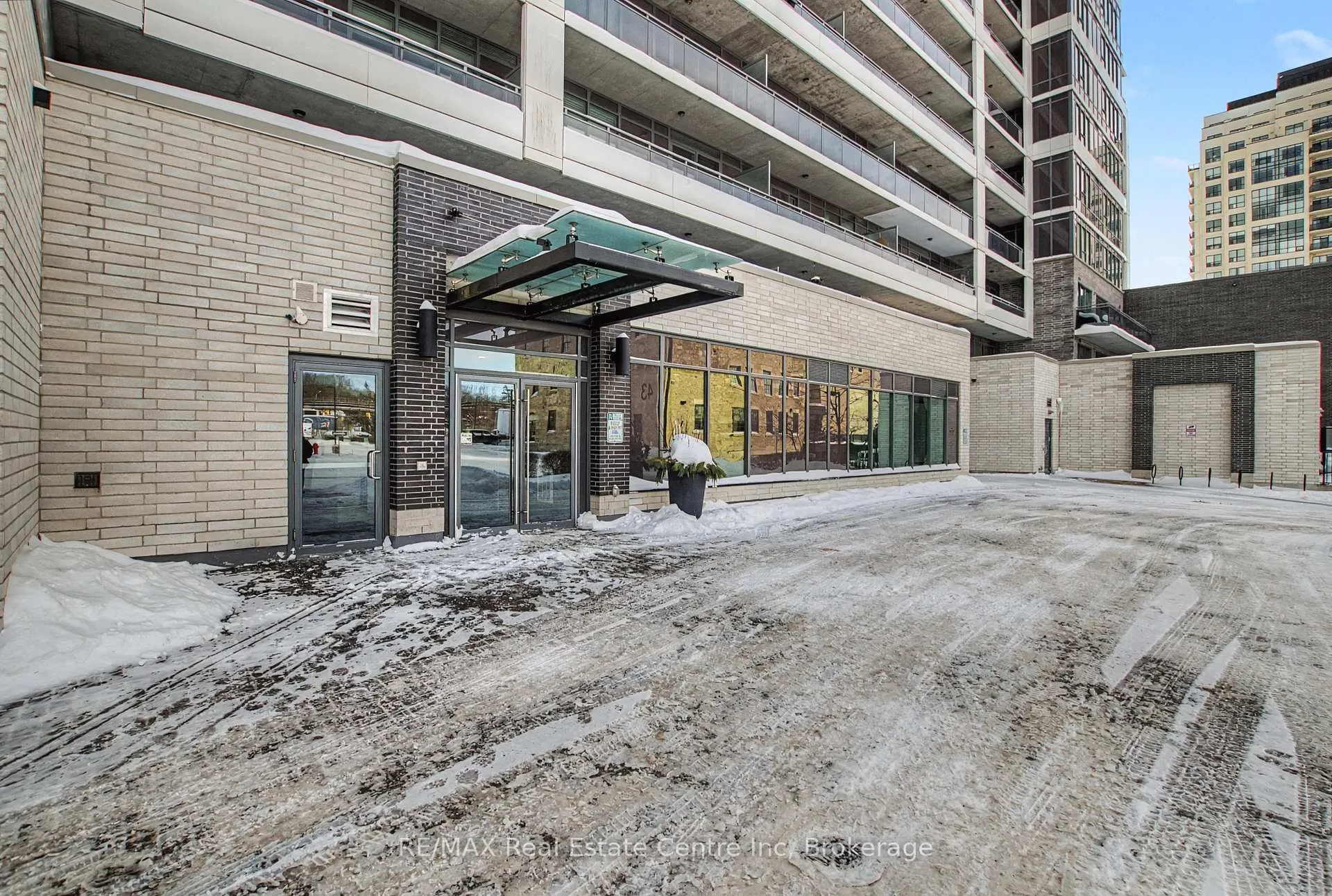 Photo 2 of Unit 505, 53 Arthur Street S, Guelph, St. Patrick's Ward — HOMEH