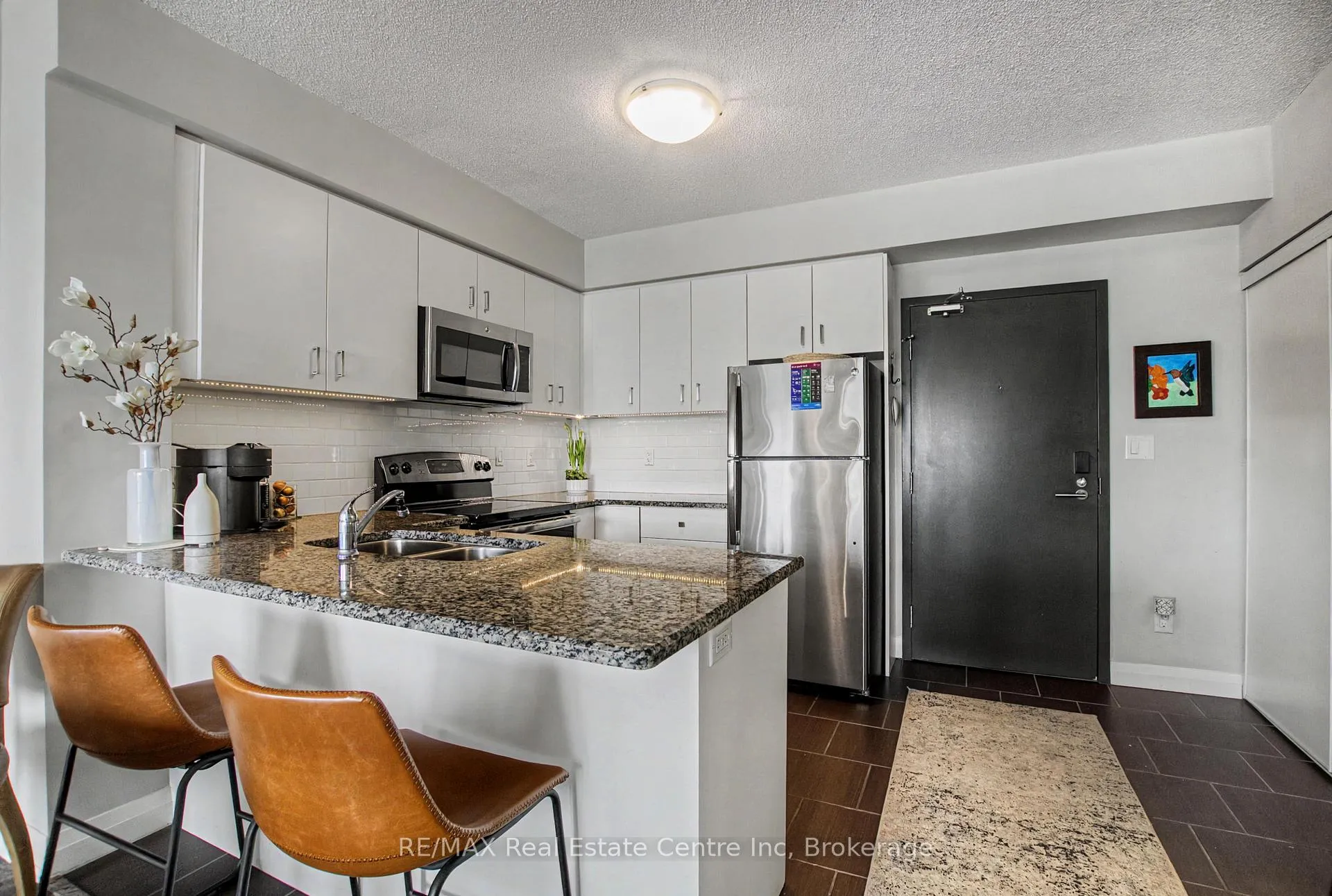 Photo 5 of Unit 505, 53 Arthur Street S, Guelph, St. Patrick's Ward — HOMEH
