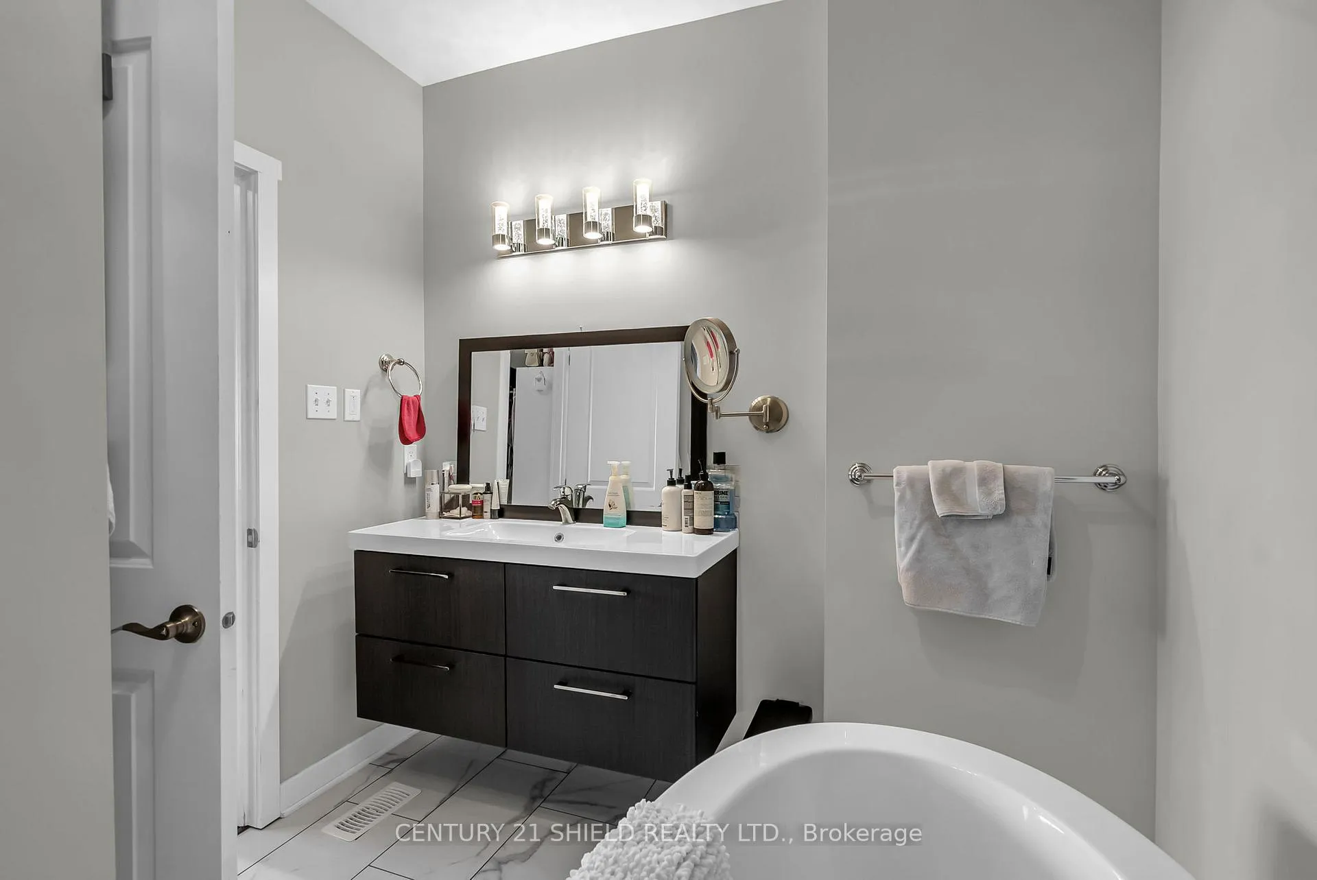Photo 20 of Unit 312, 703 Cotton Mill Street, Cornwall — HOMEH